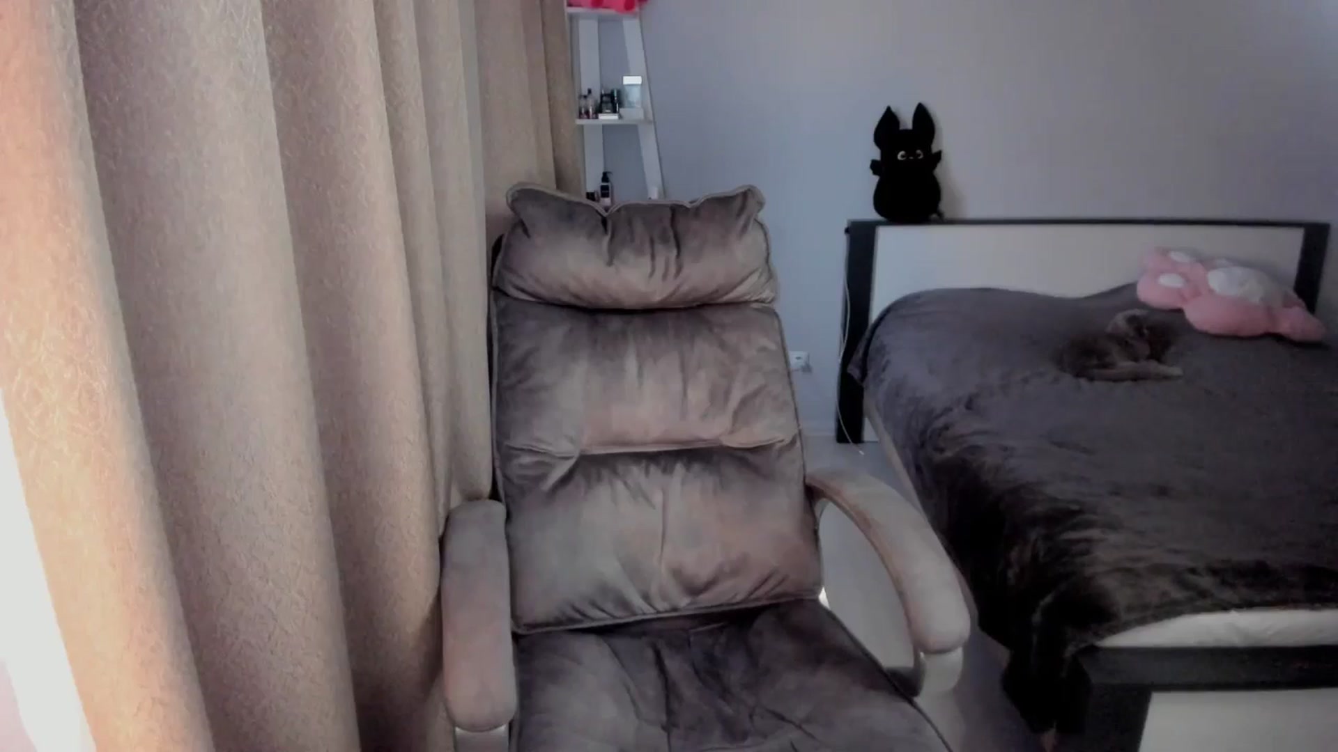 Gallery image thumbnail from Iam_Sasha's myfreecams stream on, 12/11/2025, 12:14 image 20 of 20