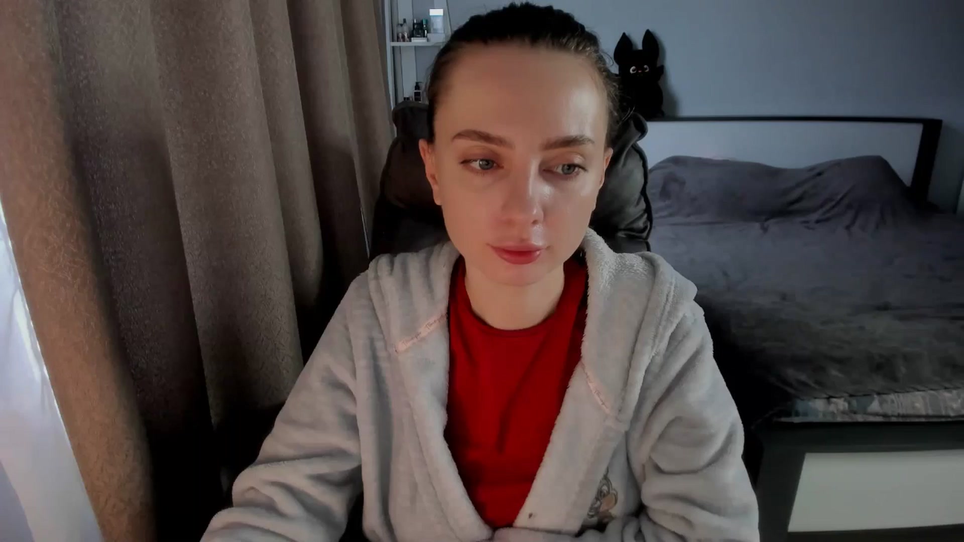 Gallery image thumbnail from Iam_Sasha's myfreecams stream on, 12/12/2025, 10:08 image 15 of 20