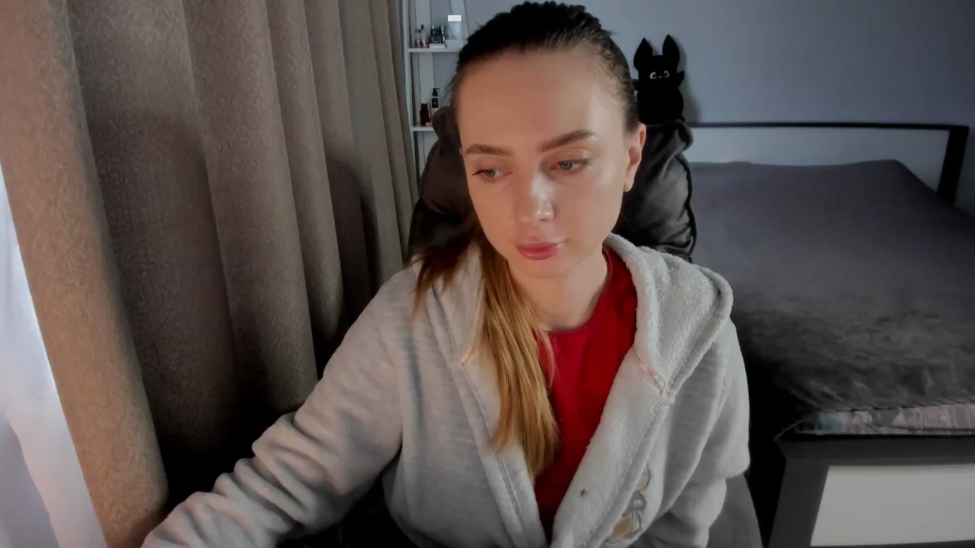Gallery image thumbnail from Iam_Sasha's myfreecams stream on, 12/12/2025, 10:08 image 2 of 20