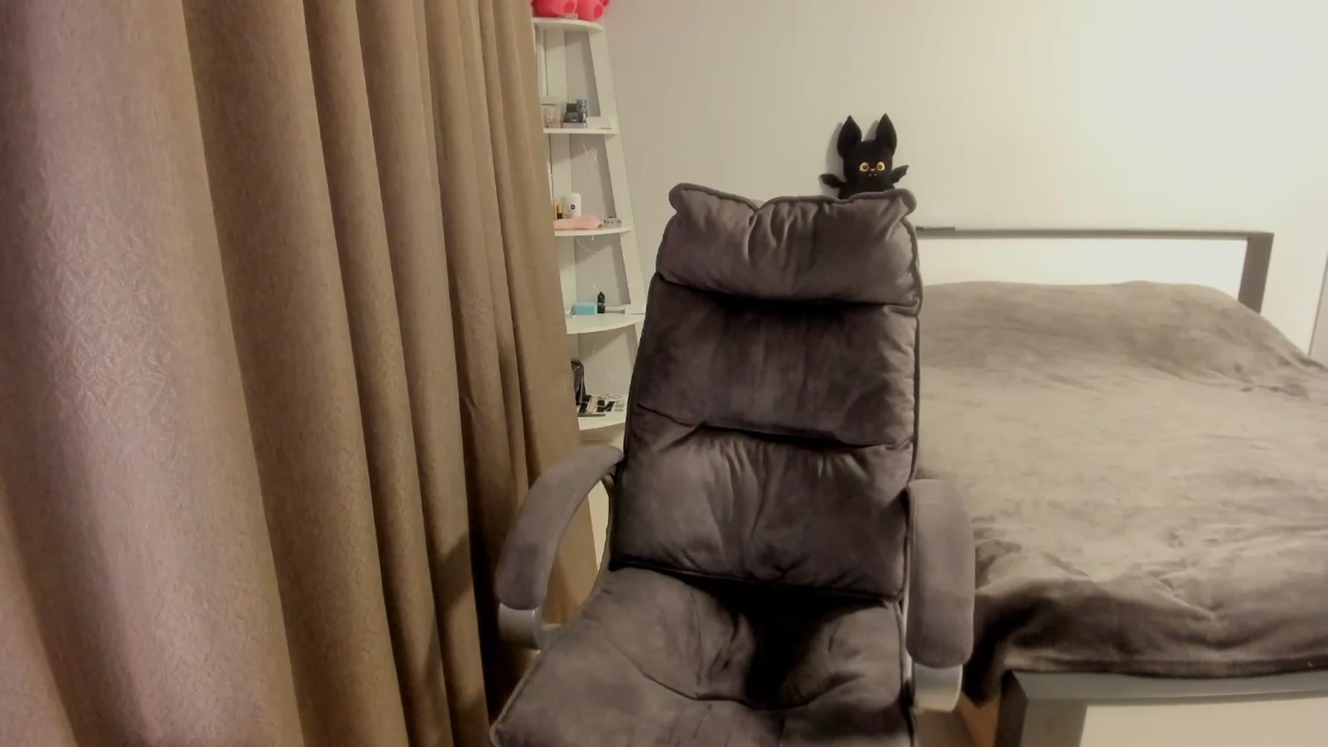 Gallery image thumbnail from Iam_Sasha's myfreecams stream on, 12/23/2025, 15:06 image 9 of 20