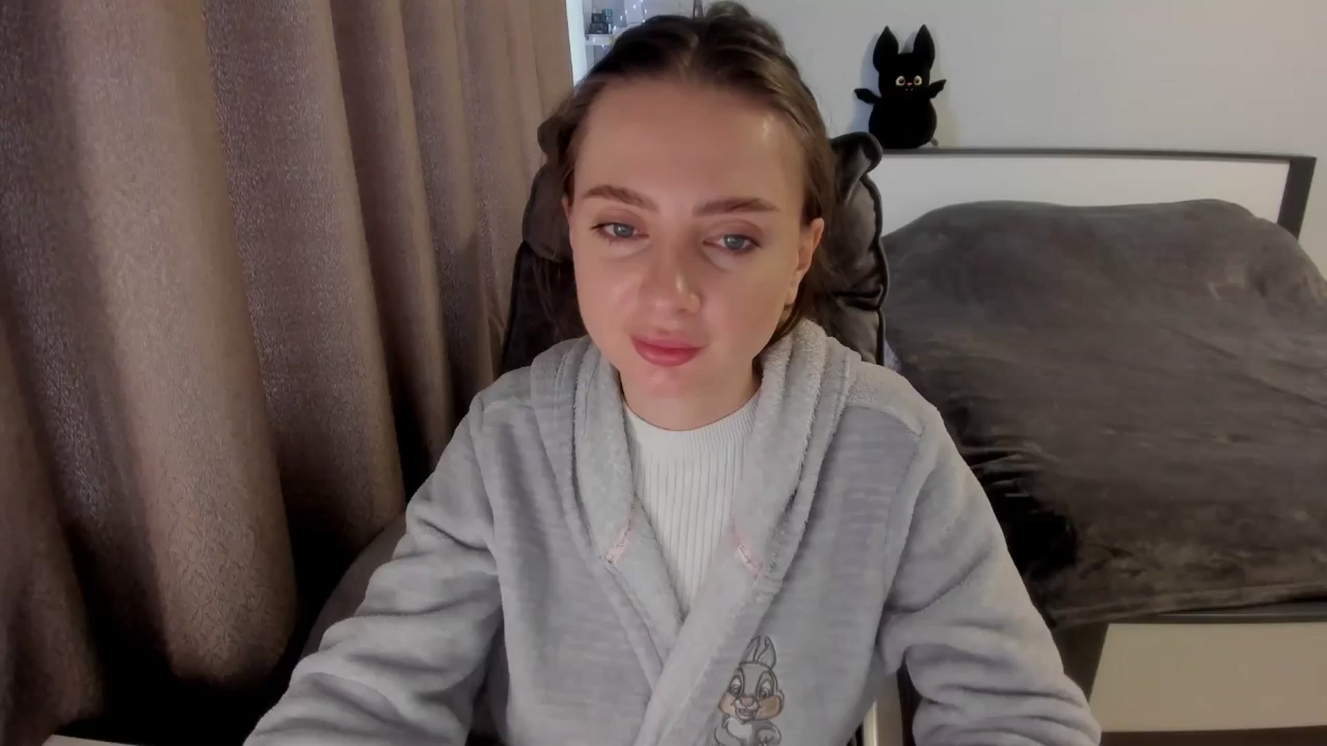 Gallery image thumbnail from Iam_Sasha's myfreecams stream on, 12/24/2025, 10:09 image 1 of 20