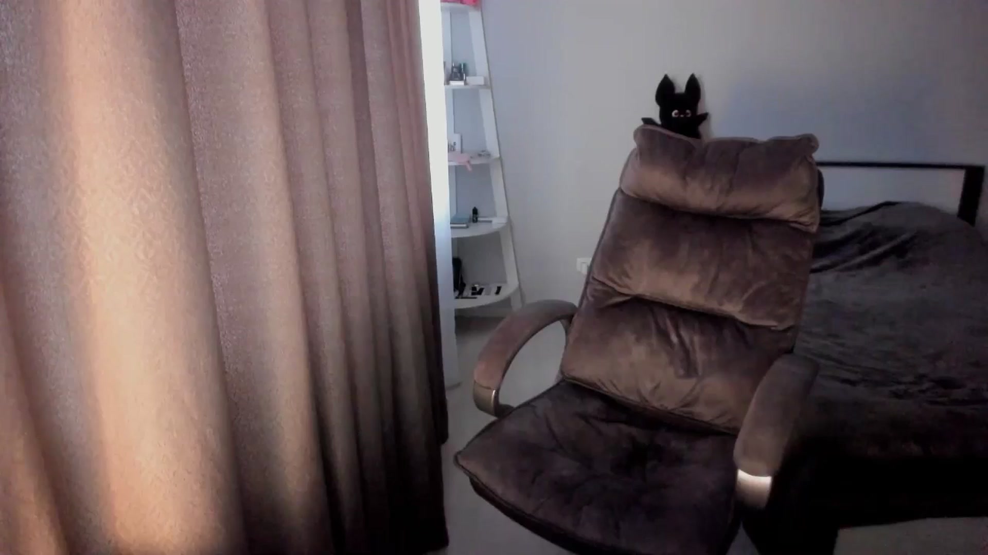 Gallery image thumbnail from Iam_Sasha's myfreecams stream on, 12/25/2025, 11:59 image 19 of 20