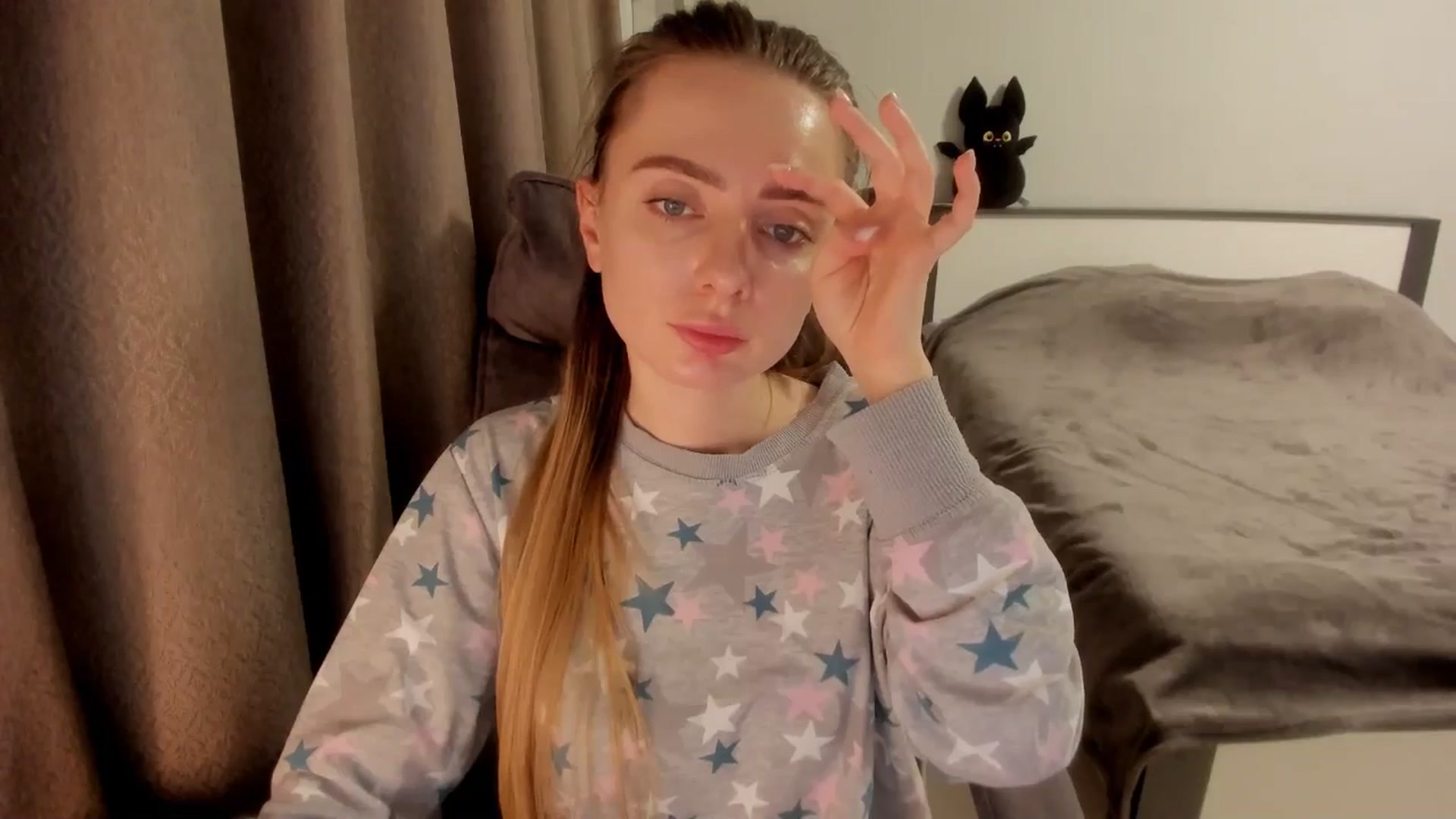 Gallery image thumbnail from Iam_Sasha's myfreecams stream on, 12/25/2025, 15:34 image 3 of 20