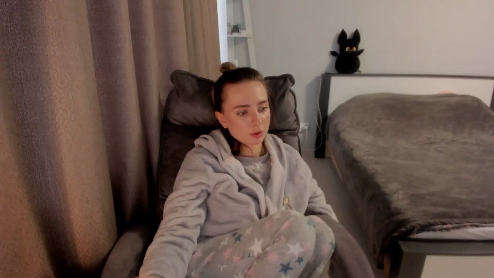 Gallery image thumbnail from Iam_Sasha's myfreecams stream on, 12/26/2025, 12:40 image 8 of 20