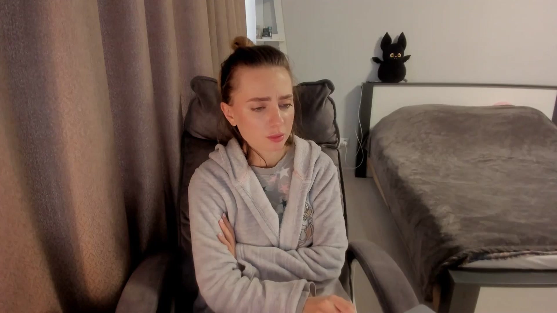 Gallery image thumbnail from Iam_Sasha's myfreecams stream on, 12/26/2025, 12:40 image 7 of 20