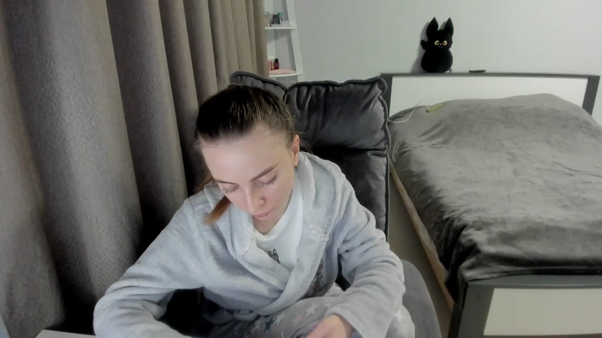 Gallery image thumbnail from Iam_Sasha's myfreecams stream on, 01/06/2026, 14:32 image 13 of 20