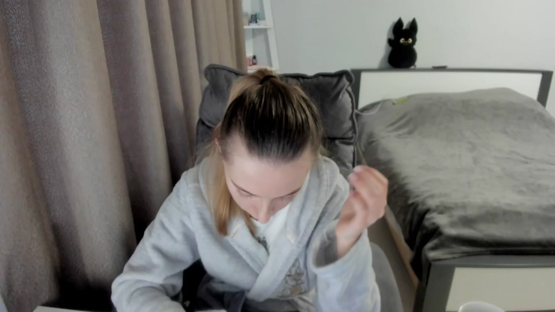Gallery image thumbnail from Iam_Sasha's myfreecams stream on, 01/06/2026, 14:32 image 1 of 20