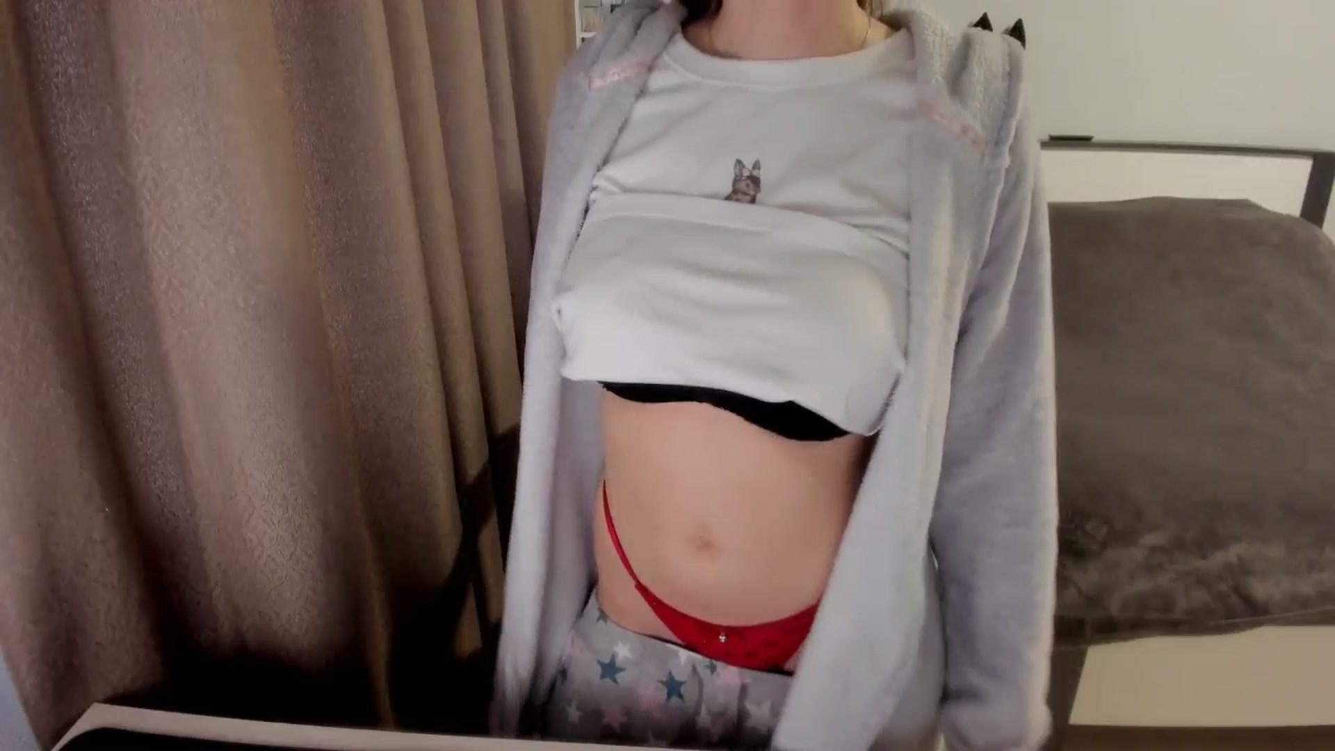 Gallery image thumbnail from Iam_Sasha's myfreecams stream on, 01/07/2026, 10:33 image 4 of 20