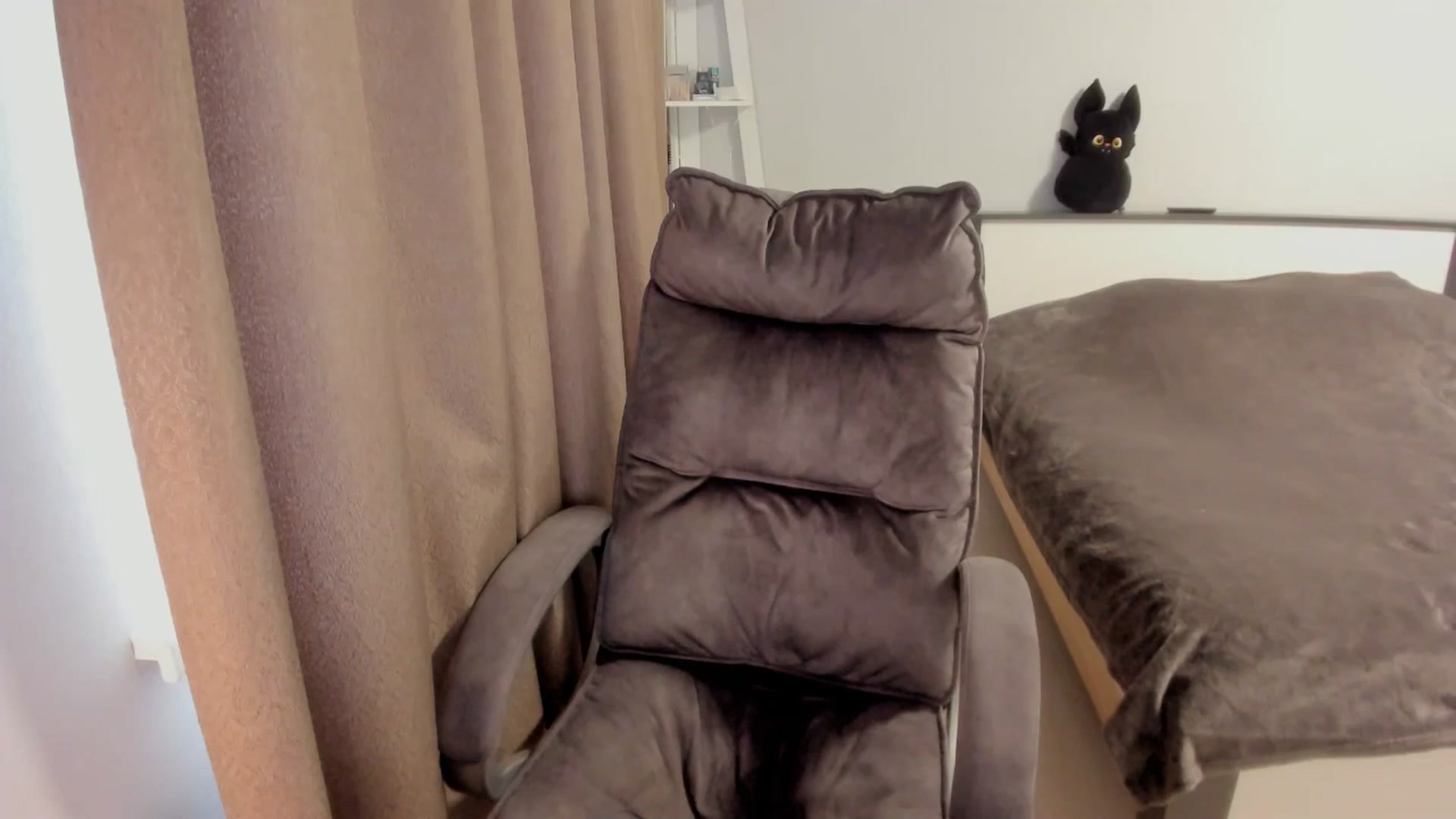 Gallery image thumbnail from Iam_Sasha's myfreecams stream on, 01/07/2026, 11:38 image 11 of 20