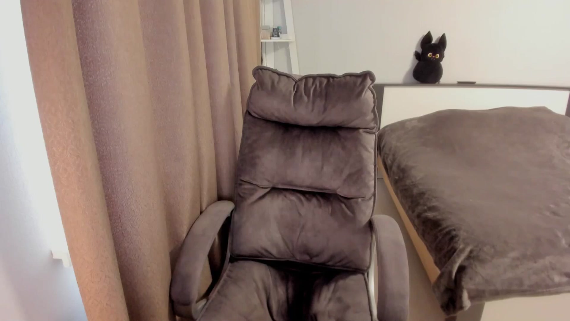 Gallery image thumbnail from Iam_Sasha's myfreecams stream on, 01/07/2026, 11:38 image 7 of 20