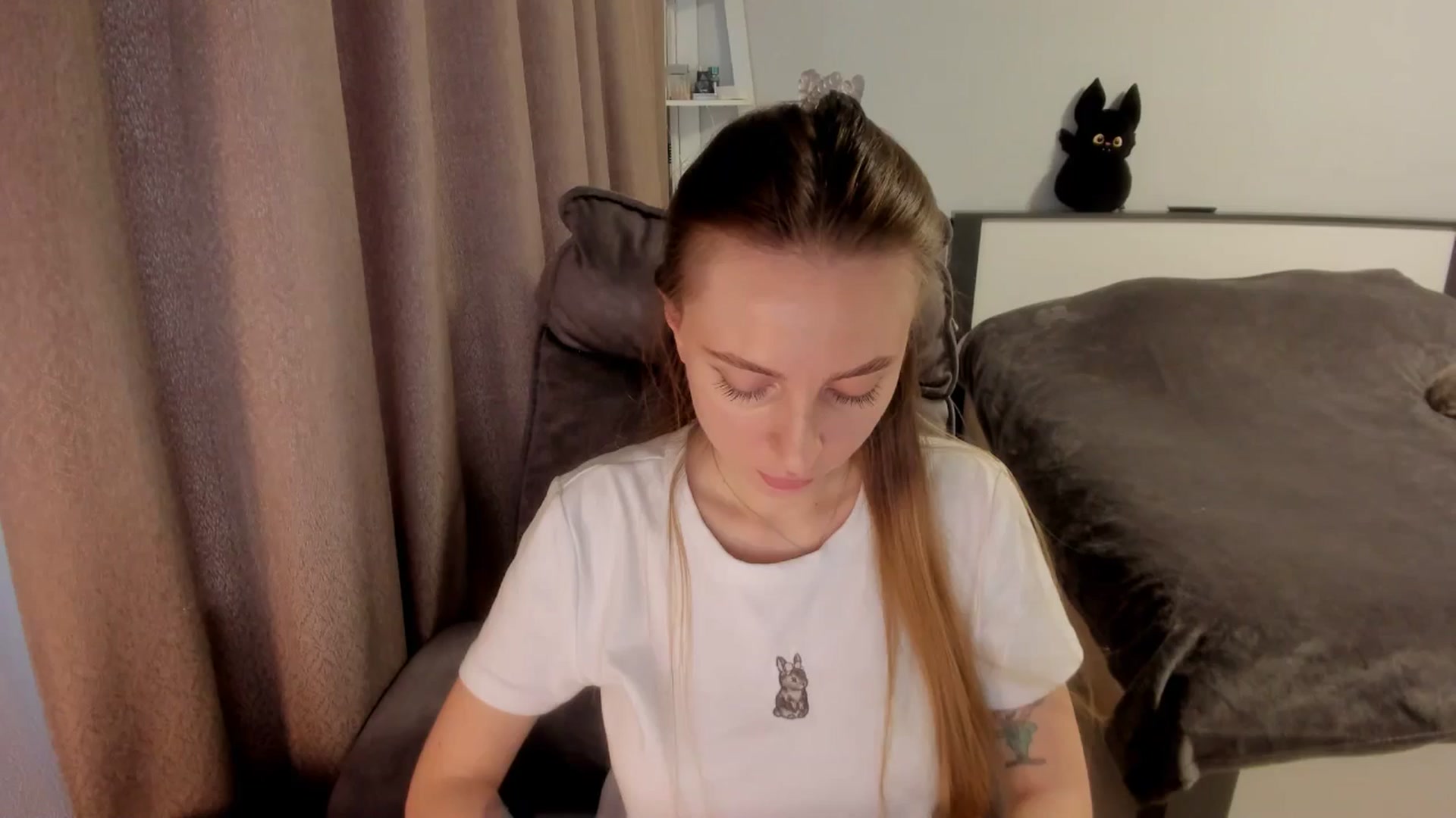 Gallery image thumbnail from Iam_Sasha's myfreecams stream on, 01/07/2026, 11:38 image 1 of 20