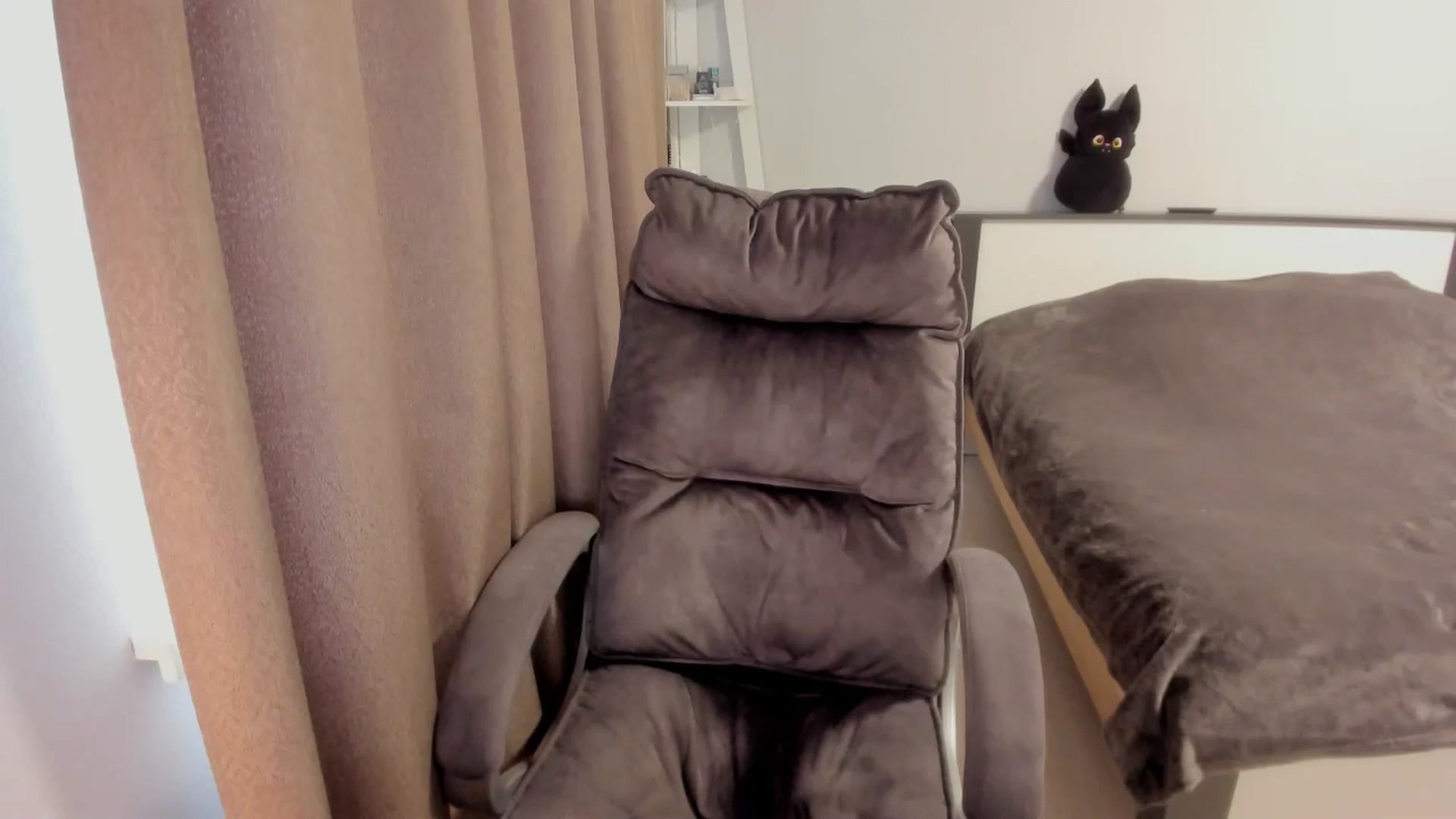Gallery image thumbnail from Iam_Sasha's myfreecams stream on, 01/07/2026, 11:38 image 9 of 20