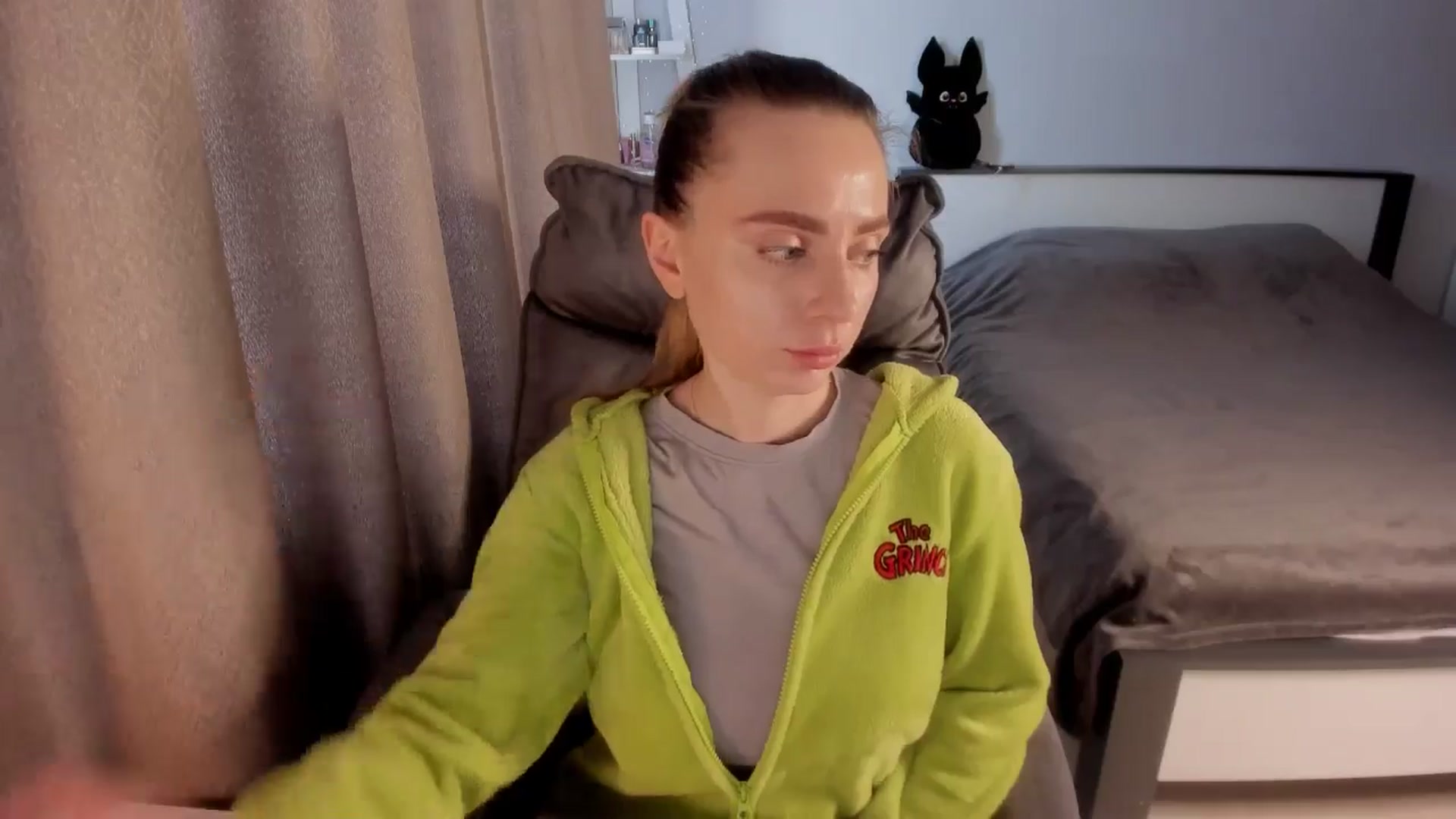 Gallery image thumbnail from Iam_Sasha's myfreecams stream on, 01/12/2026, 11:33 image 12 of 20