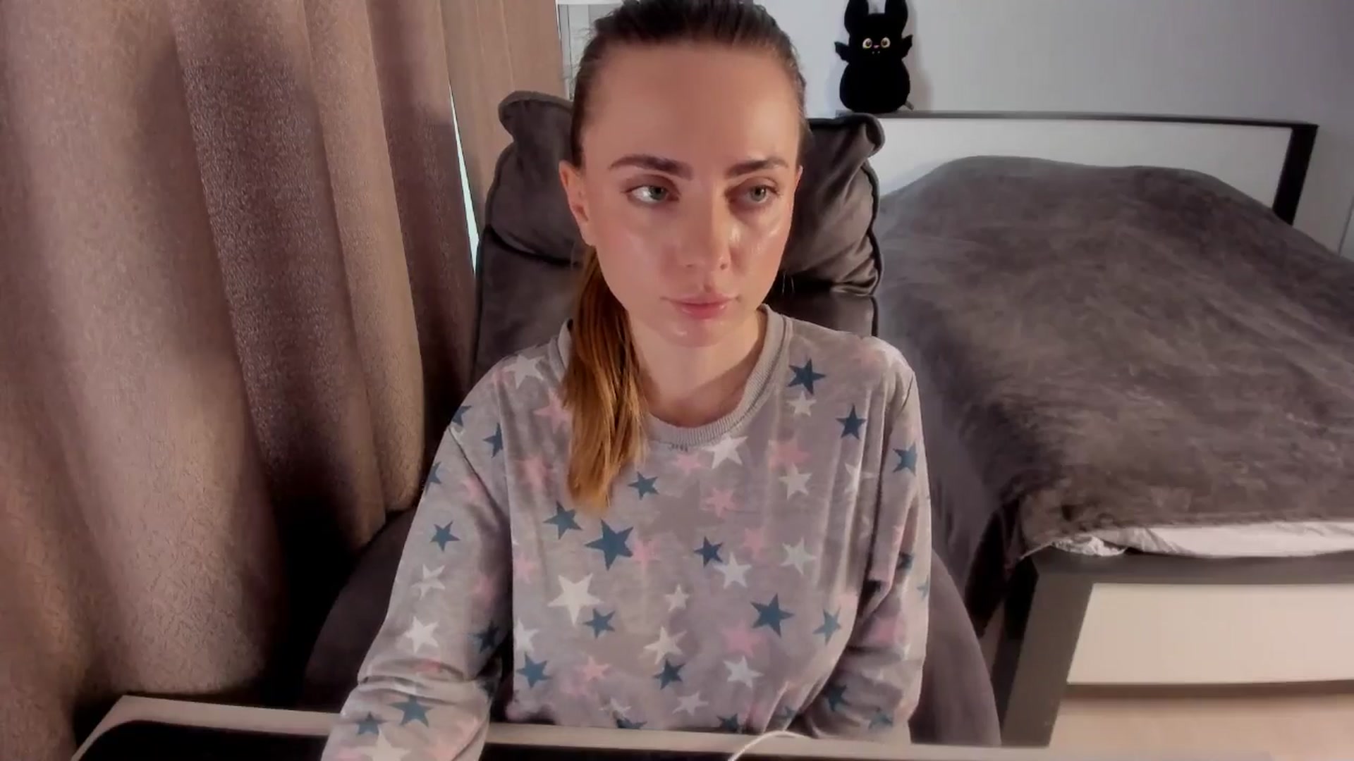 Gallery image thumbnail from Iam_Sasha's myfreecams stream on, 01/15/2026, 12:47 image 8 of 20