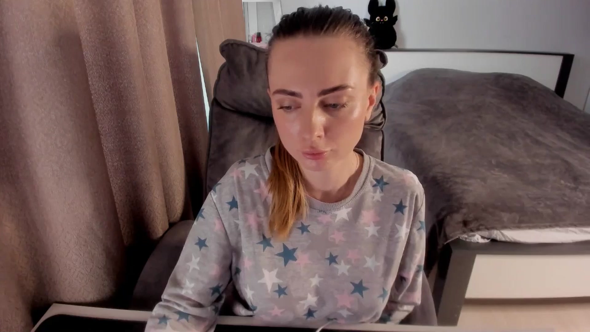 Gallery image thumbnail from Iam_Sasha's myfreecams stream on, 01/15/2026, 12:47 image 7 of 20