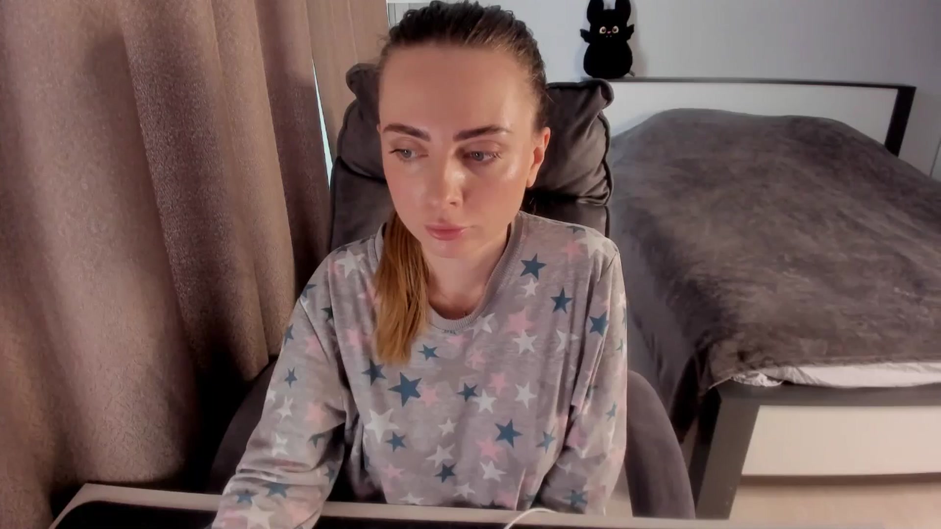 Gallery image thumbnail from Iam_Sasha's myfreecams stream on, 01/15/2026, 12:47 image 11 of 20
