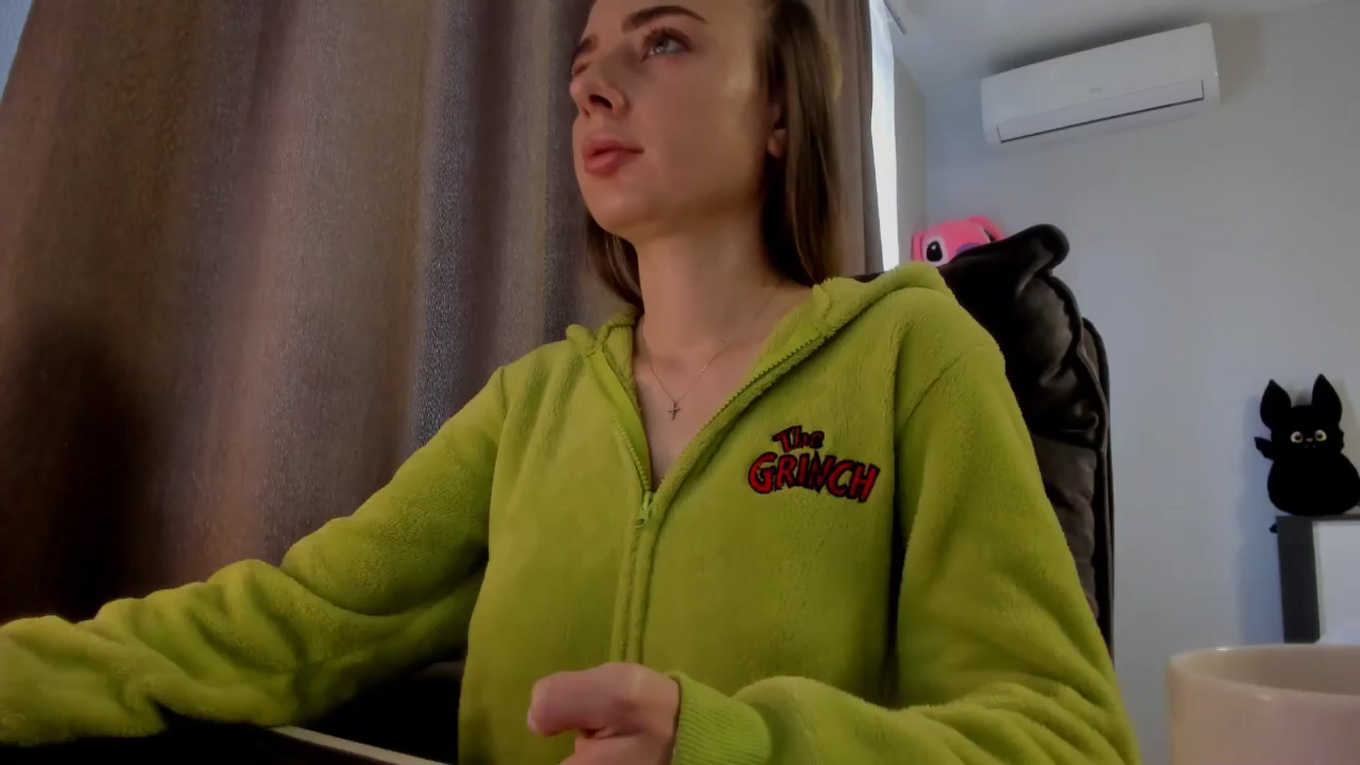 Gallery image thumbnail from Iam_Sasha's myfreecams stream on, 02/03/2026, 13:59 image 1 of 20