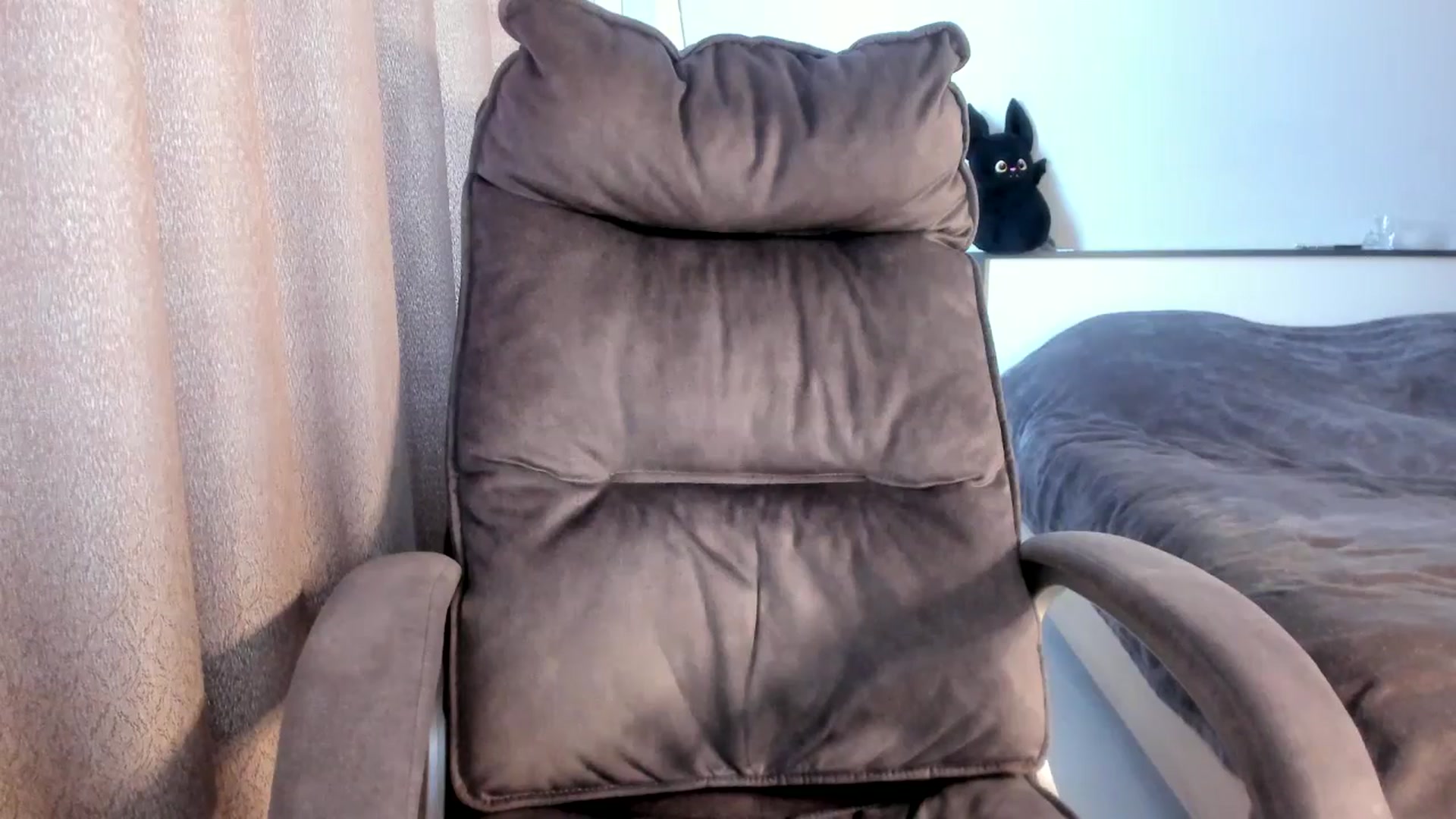 Gallery image thumbnail from Iam_Sasha's myfreecams stream on, 02/17/2026, 10:54 image 15 of 20