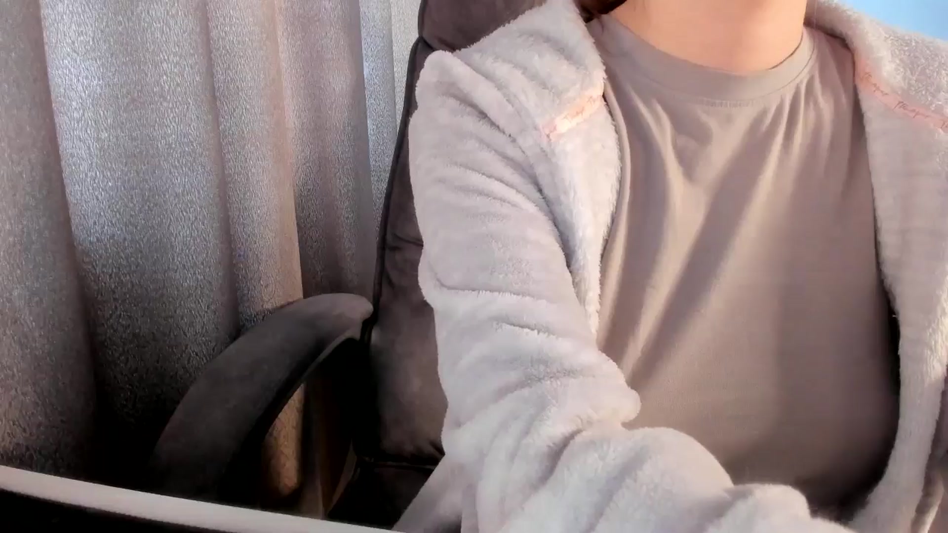 Gallery image thumbnail from Iam_Sasha's myfreecams stream on, 02/17/2026, 10:54 image 19 of 20