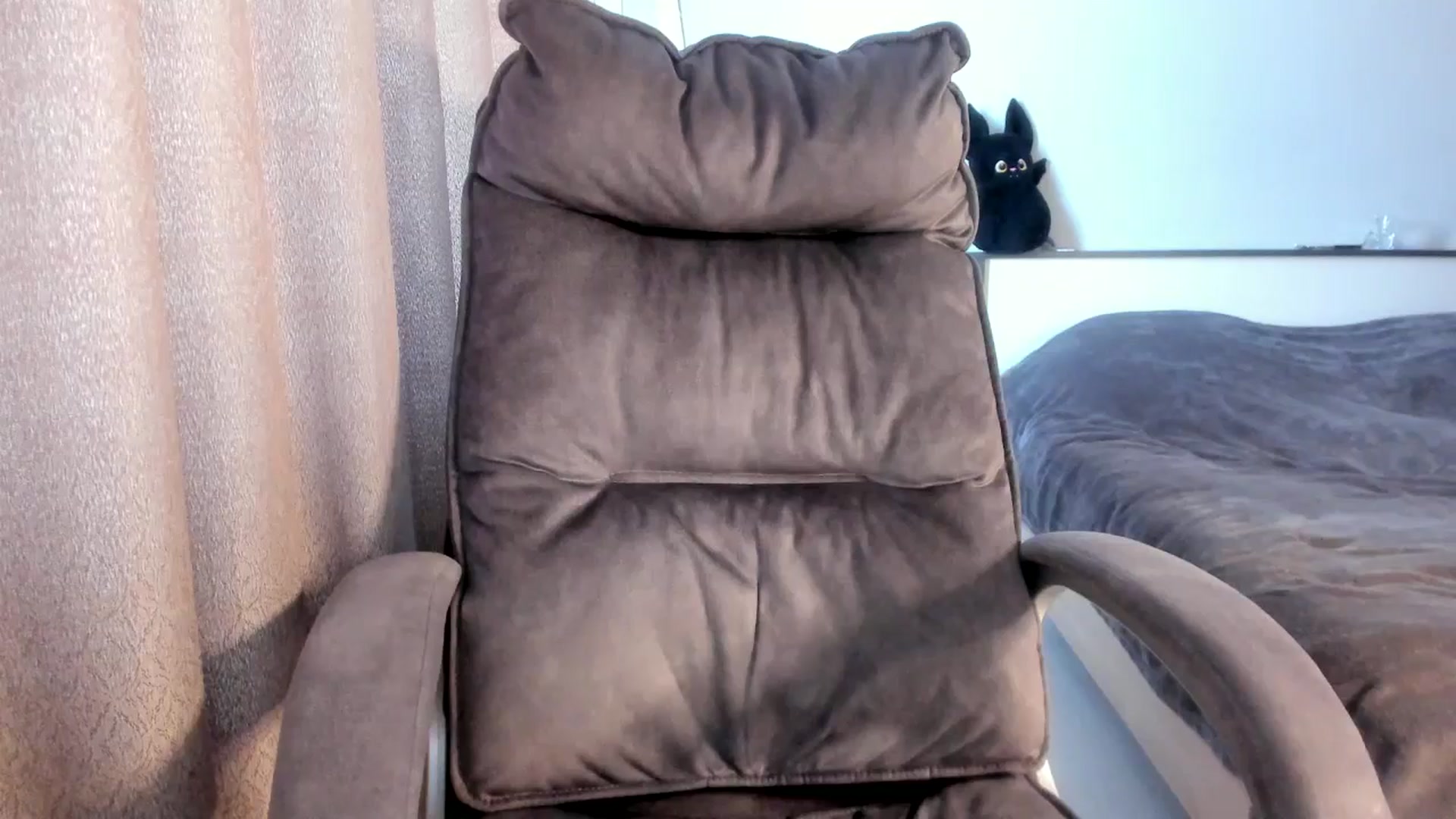 Gallery image thumbnail from Iam_Sasha's myfreecams stream on, 02/17/2026, 10:54 image 16 of 20