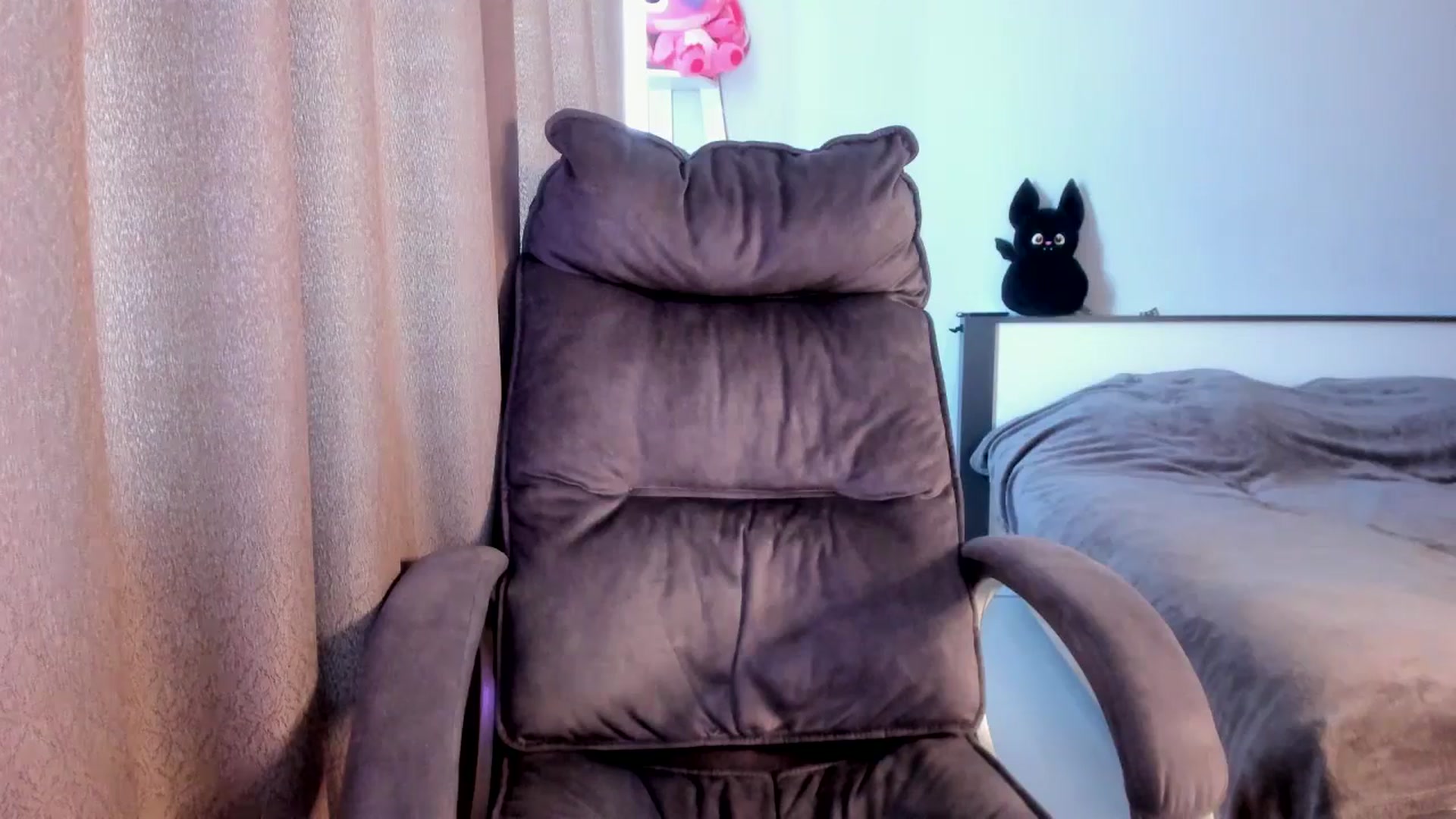 Gallery image thumbnail from Iam_Sasha's myfreecams stream on, 02/20/2026, 12:00 image 19 of 20
