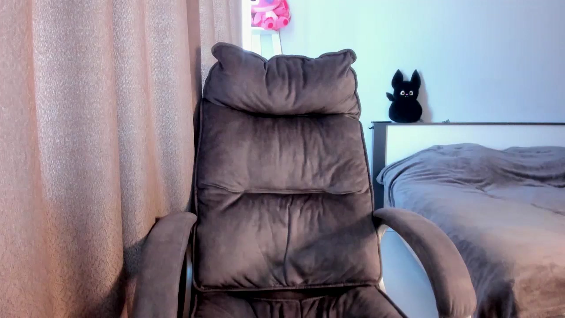 Gallery image thumbnail from Iam_Sasha's myfreecams stream on, 02/20/2026, 12:00 image 17 of 20