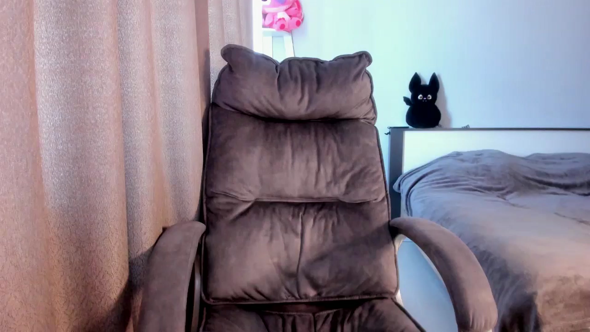 Gallery image thumbnail from Iam_Sasha's myfreecams stream on, 02/20/2026, 12:00 image 18 of 20