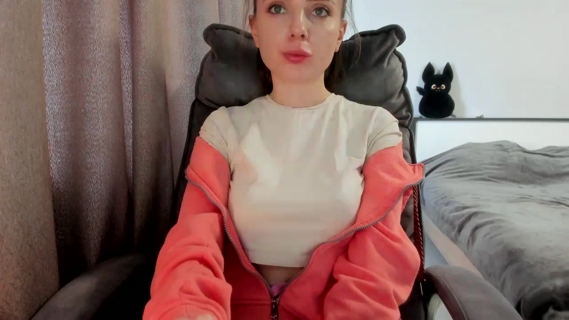 Gallery image thumbnail from Iam_Sasha's myfreecams stream on, 02/20/2026, 14:06 image 10 of 20