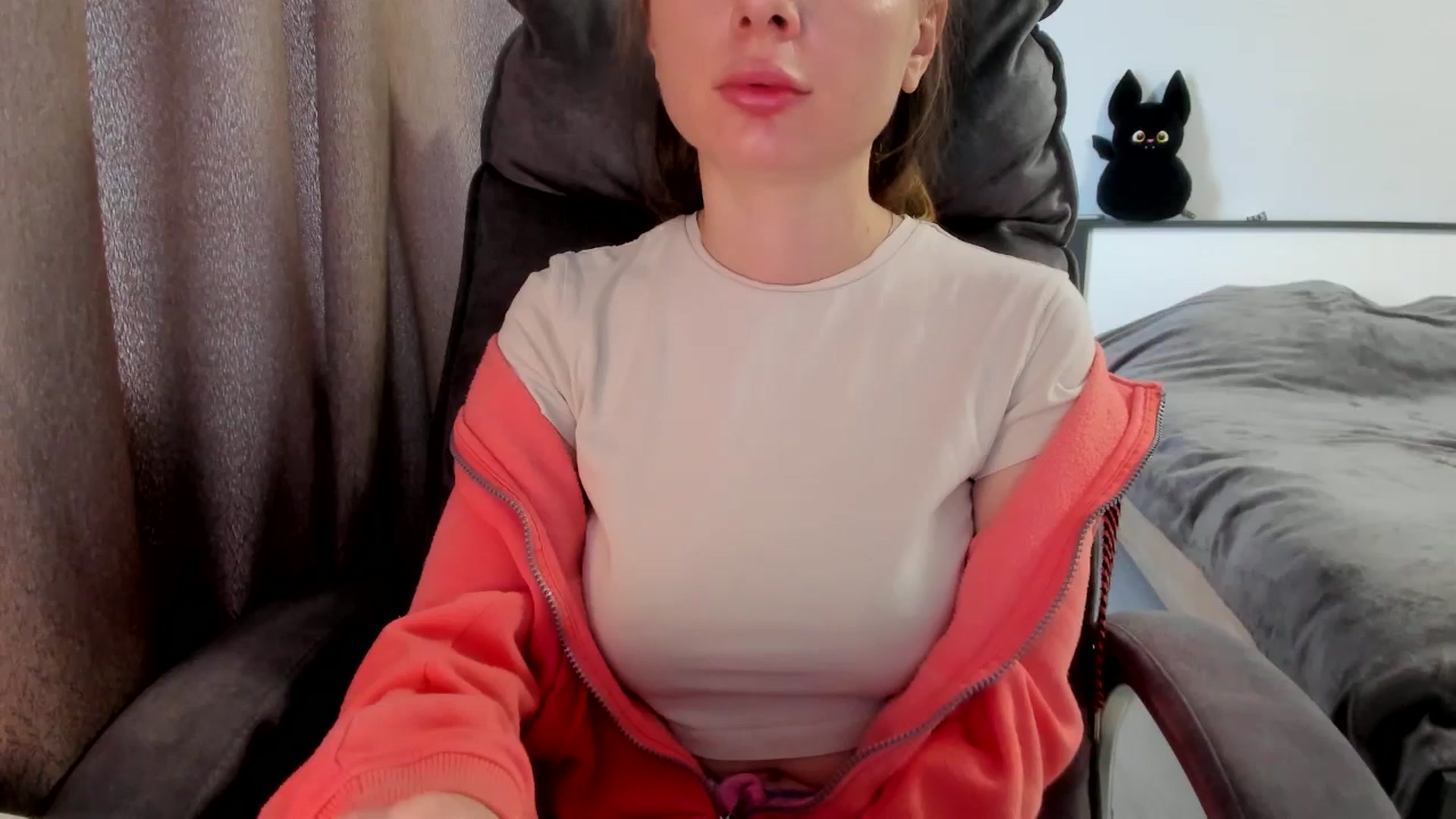 Gallery image thumbnail from Iam_Sasha's myfreecams stream on, 02/20/2026, 14:06 image 5 of 20