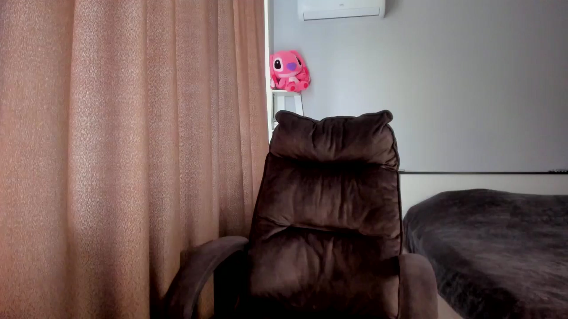 Gallery image thumbnail from Iam_Sasha's myfreecams stream on, 02/26/2026, 09:41 image 10 of 20