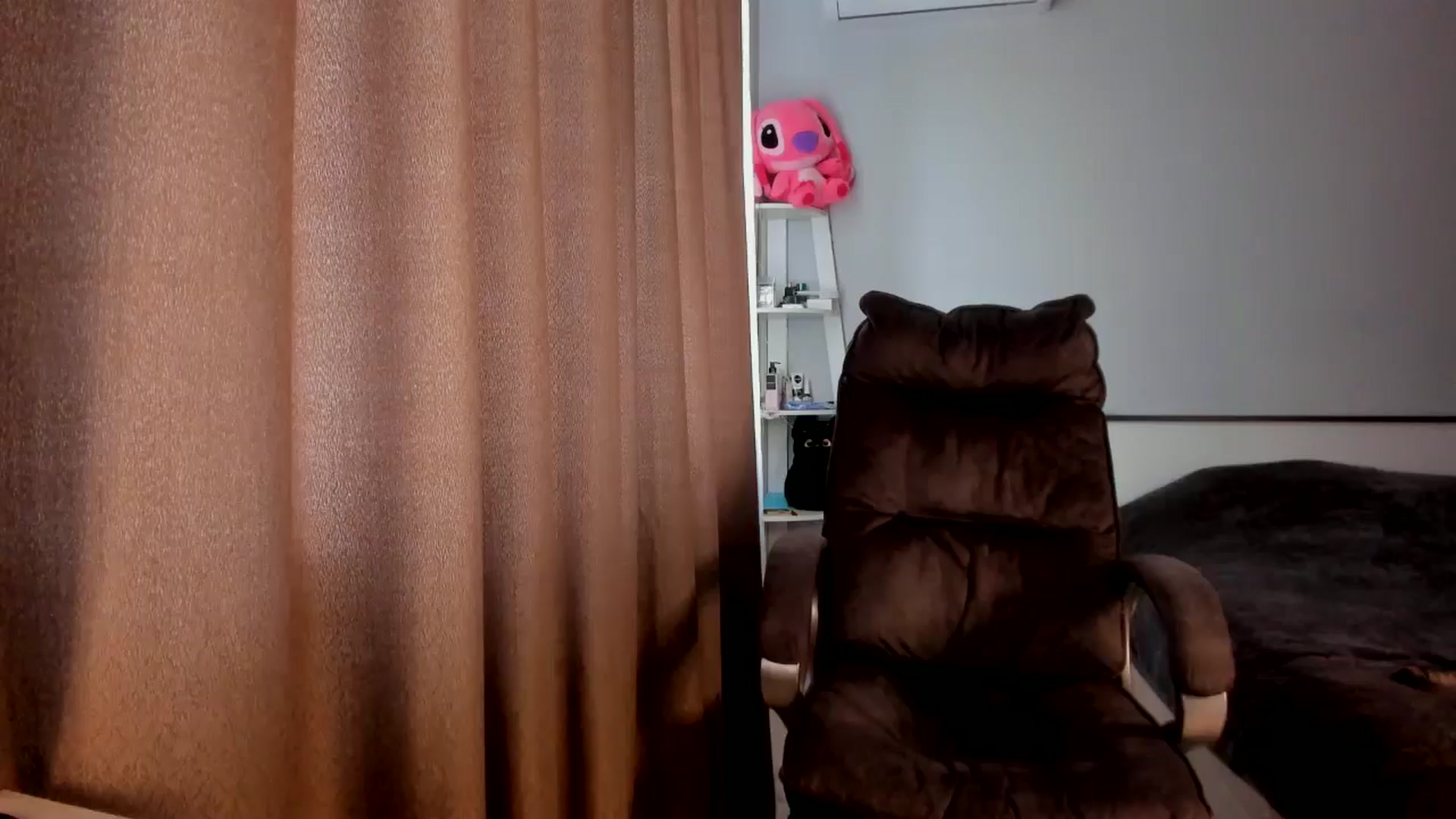Gallery image thumbnail from Iam_Sasha's myfreecams stream on, 02/26/2026, 11:01 image 17 of 20