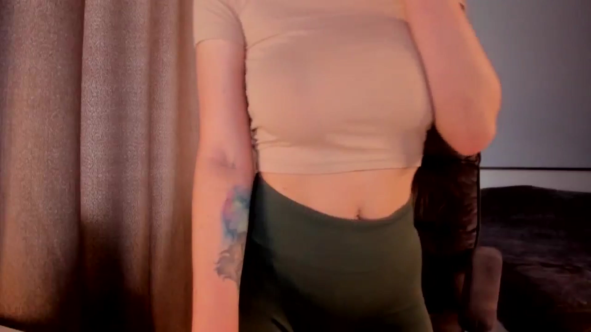 Gallery image thumbnail from Iam_Sasha's myfreecams stream on, 02/26/2026, 12:45 image 19 of 20