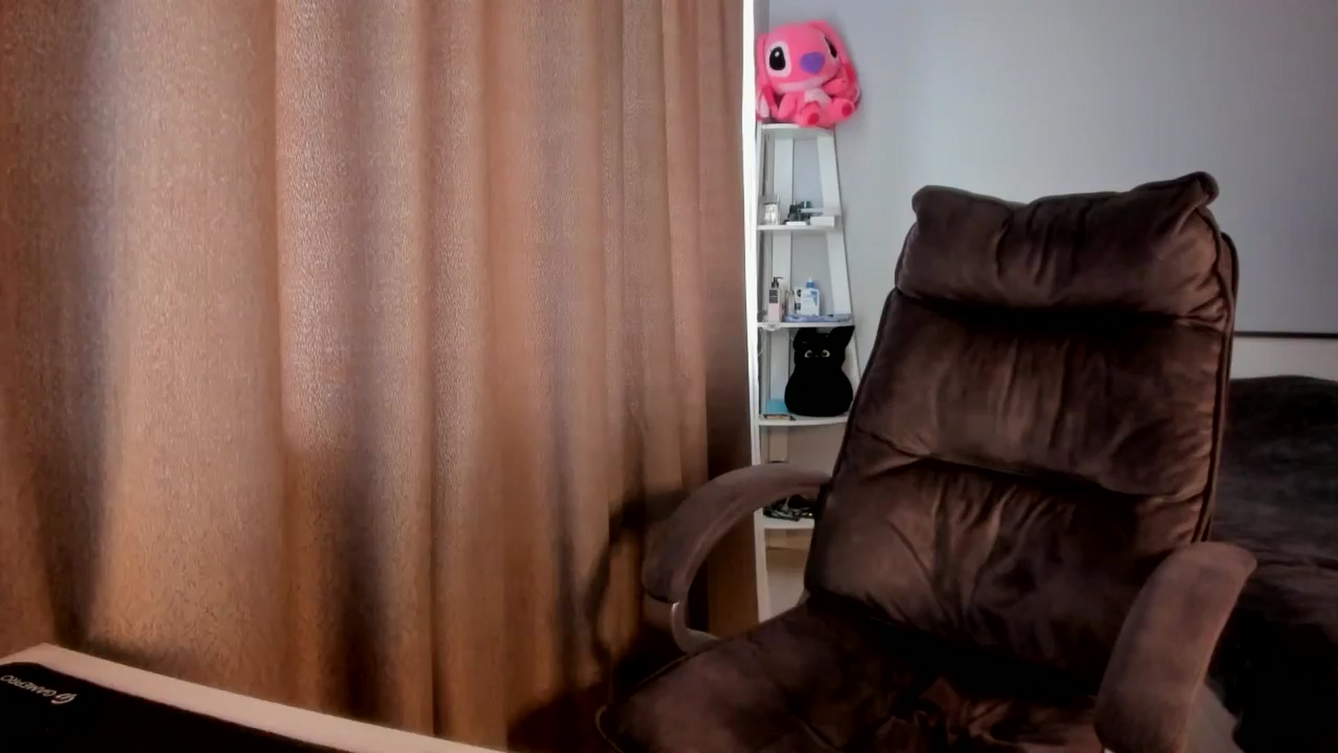 Gallery image thumbnail from Iam_Sasha's myfreecams stream on, 02/26/2026, 12:45 image 8 of 20
