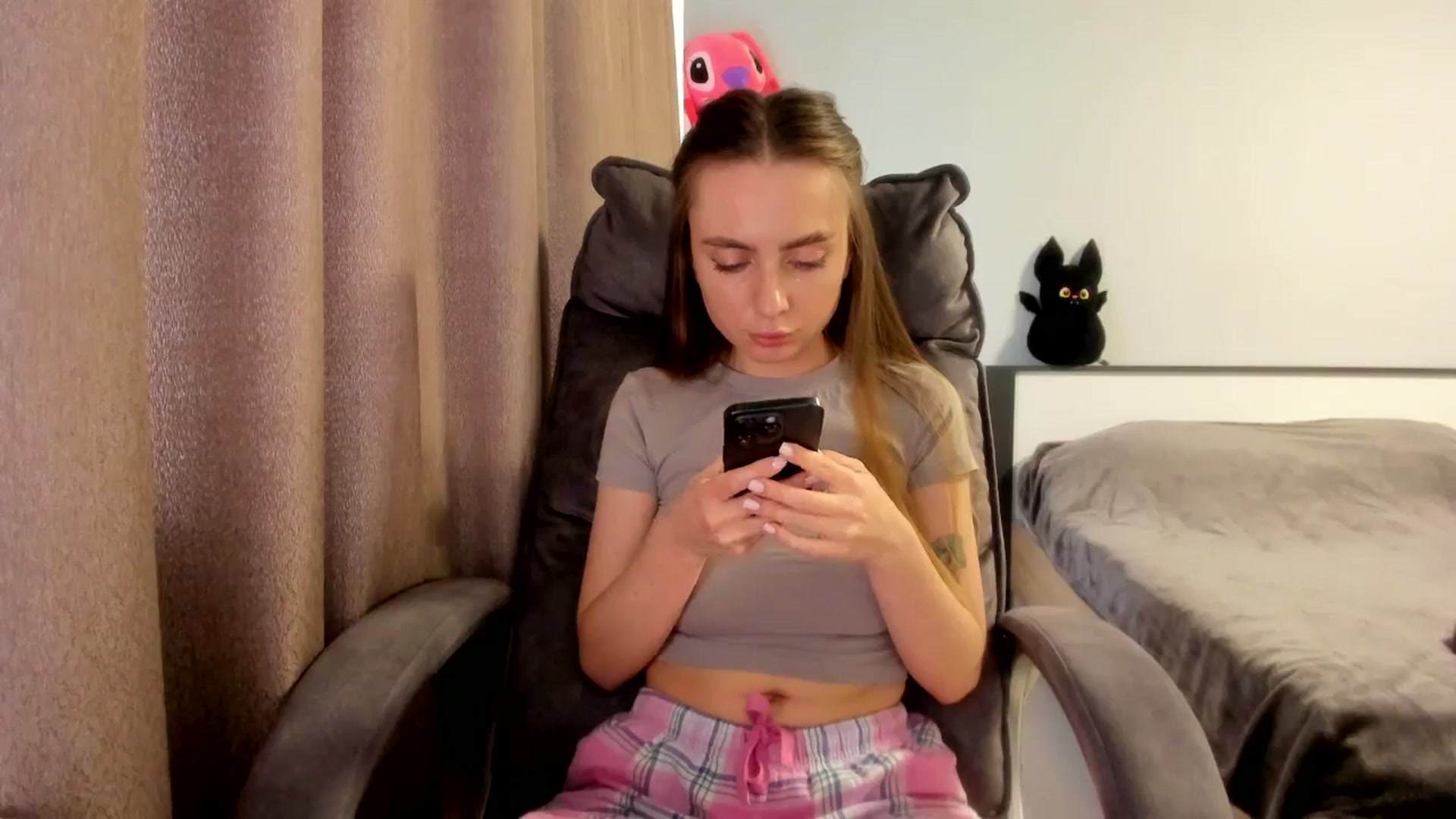 Gallery image thumbnail from Iam_Sasha's myfreecams stream on, 03/03/2026, 13:51 image 20 of 20
