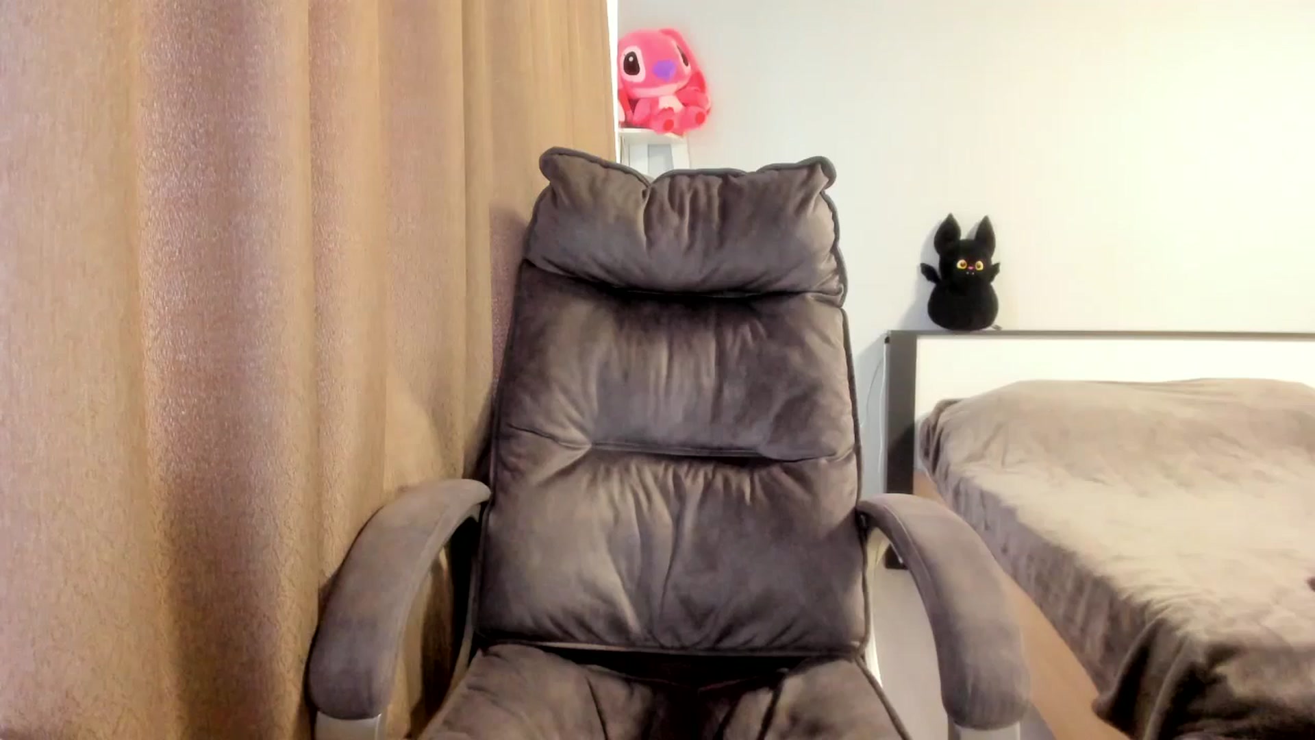 Gallery image thumbnail from Iam_Sasha's myfreecams stream on, 03/03/2026, 13:51 image 13 of 20