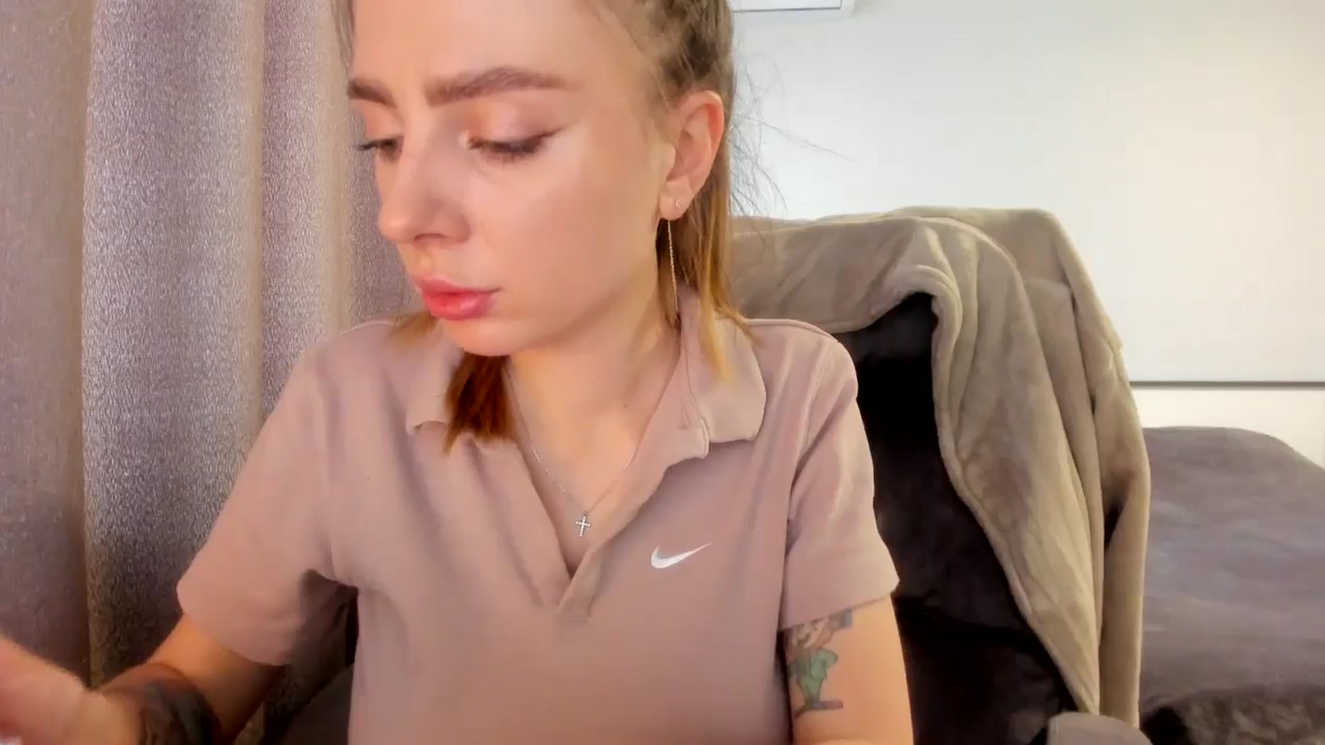 Gallery image thumbnail from Iam_Sasha's myfreecams stream on, 03/04/2026, 10:15 image 8 of 20