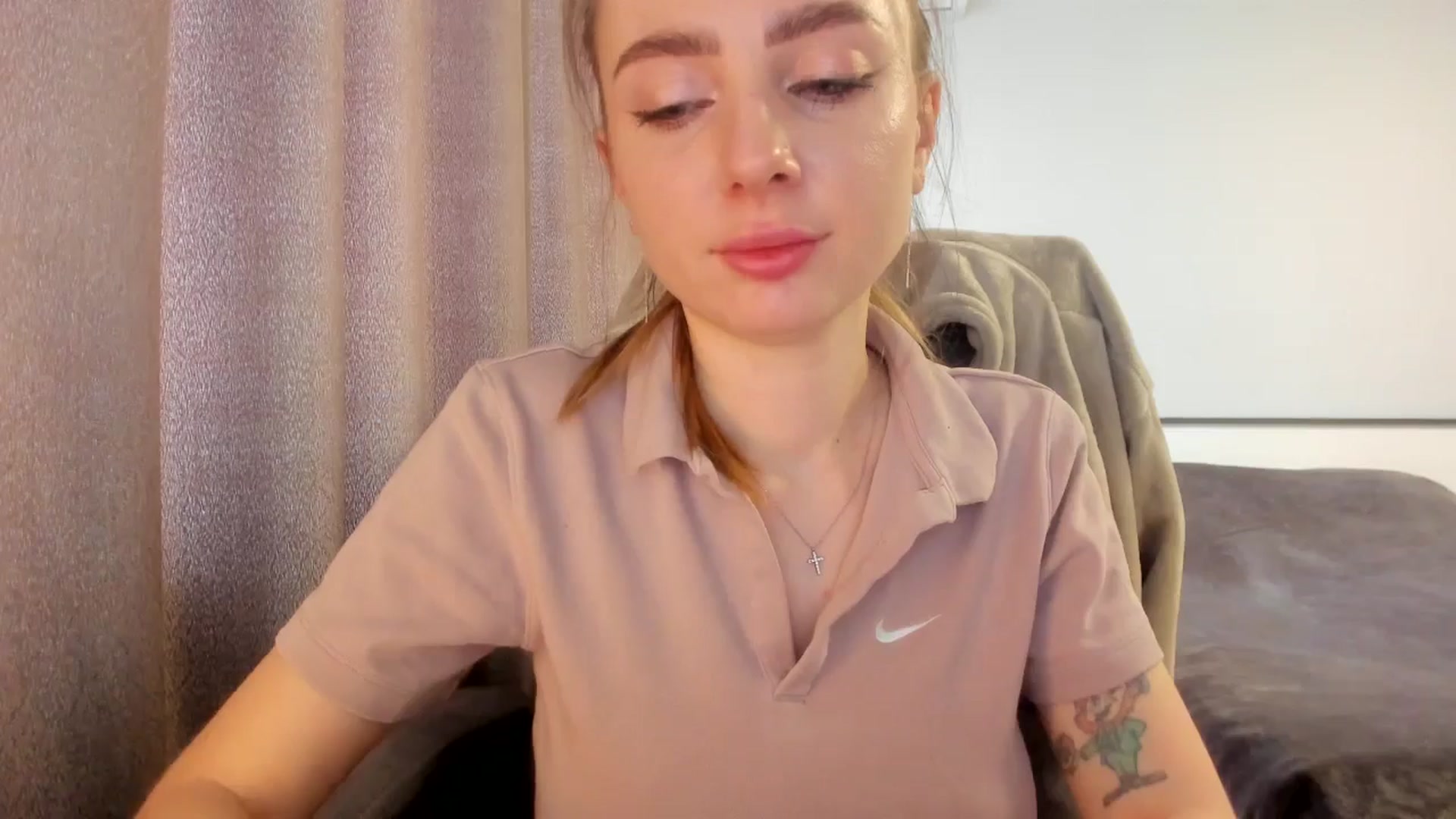 Gallery image thumbnail from Iam_Sasha's myfreecams stream on, 03/04/2026, 10:15 image 15 of 20