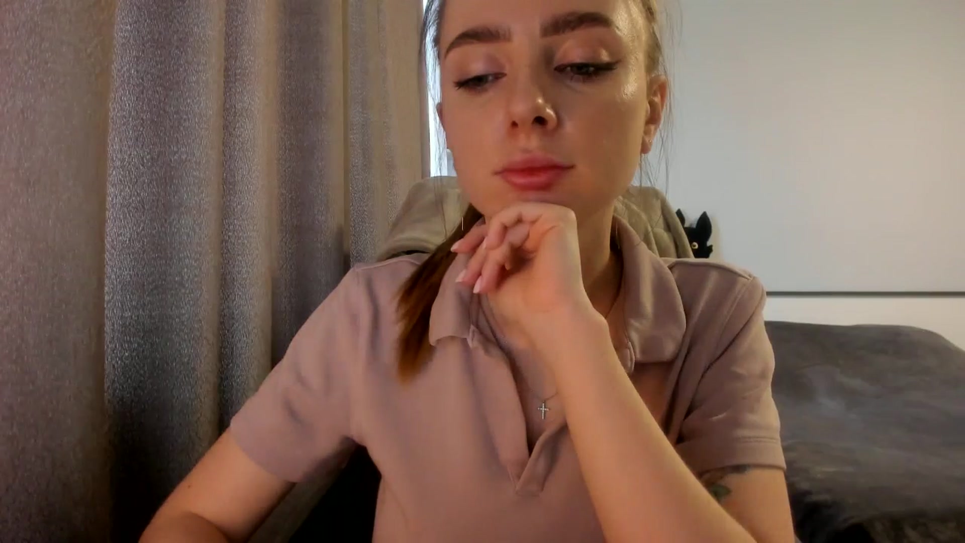 Gallery image thumbnail from Iam_Sasha's myfreecams stream on, 03/04/2026, 10:40 image 16 of 20