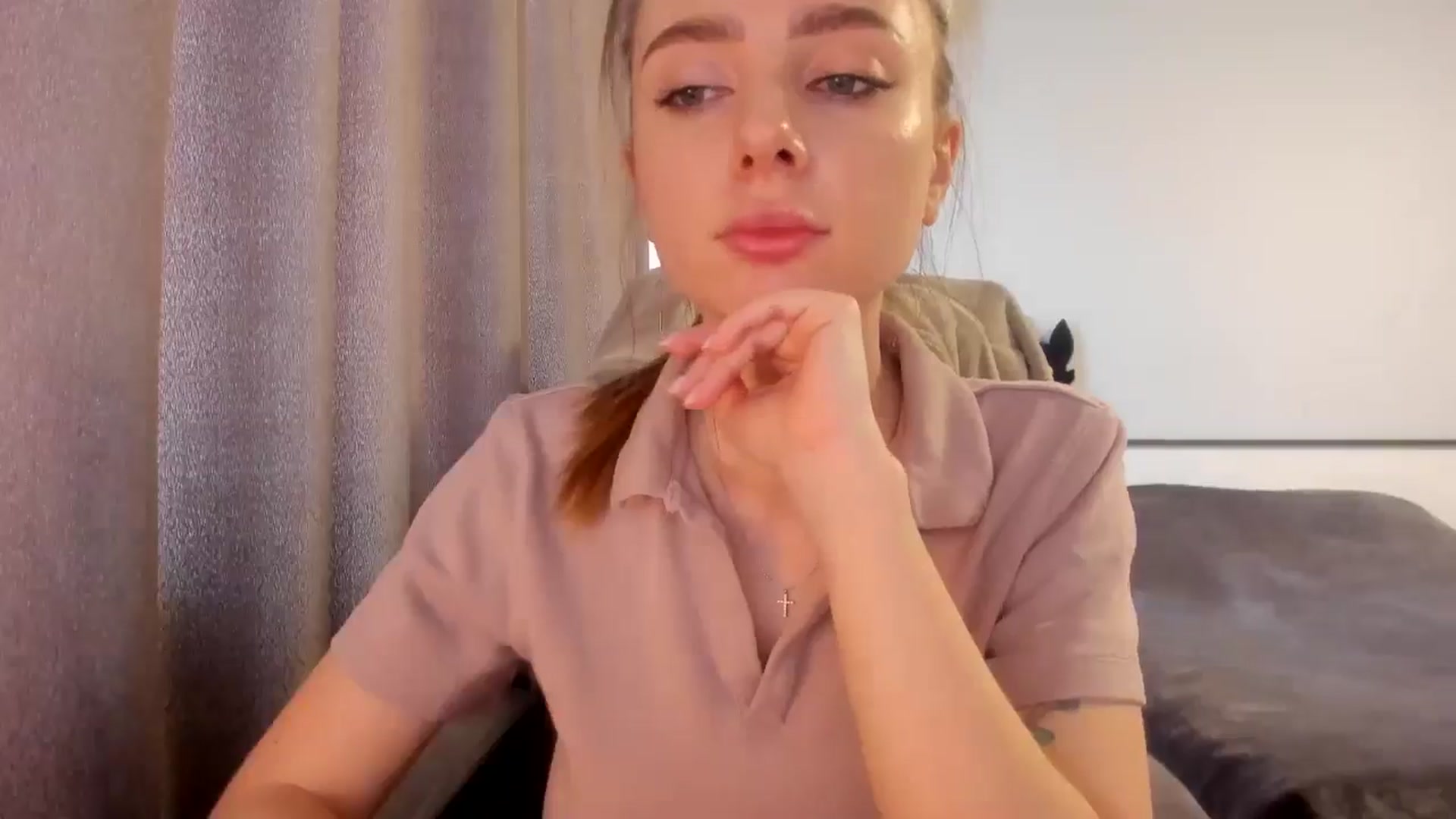 Gallery image thumbnail from Iam_Sasha's myfreecams stream on, 03/04/2026, 10:40 image 13 of 20