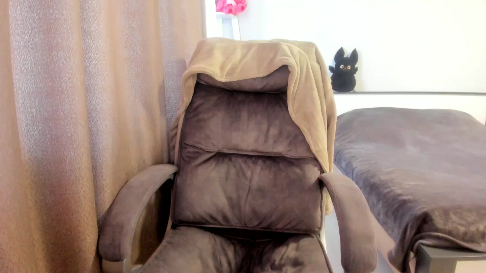 Gallery image thumbnail from Iam_Sasha's myfreecams stream on, 03/04/2026, 11:11 image 9 of 20