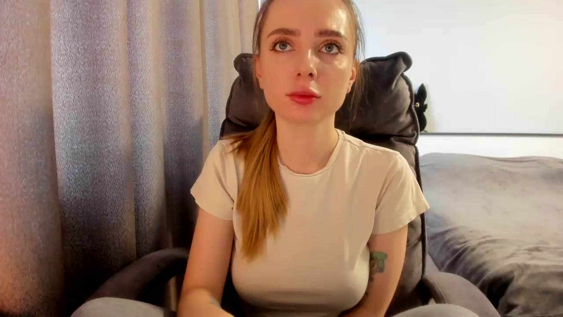 Gallery image thumbnail from Iam_Sasha's myfreecams stream on, 03/05/2026, 09:07 image 1 of 20