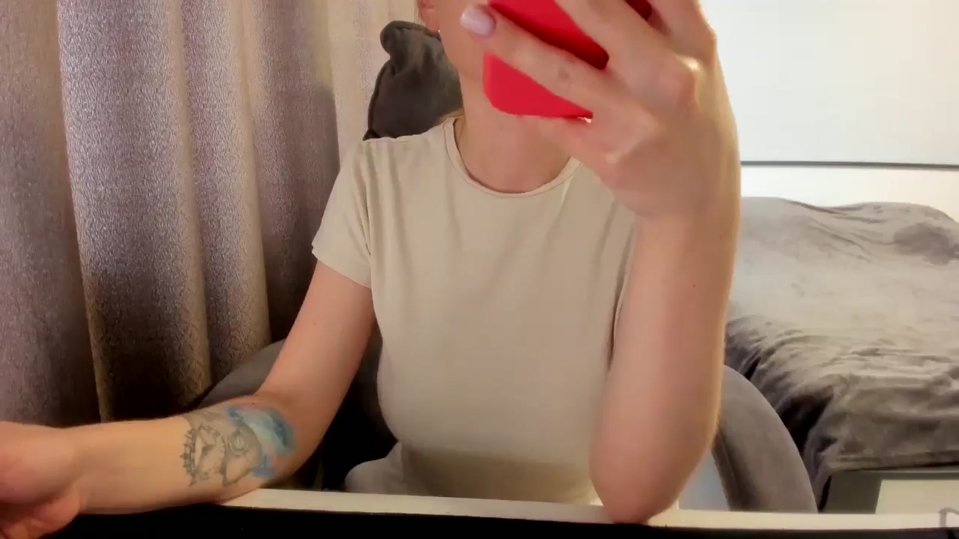 Gallery image thumbnail from Iam_Sasha's myfreecams stream on, 03/05/2026, 11:15 image 2 of 20