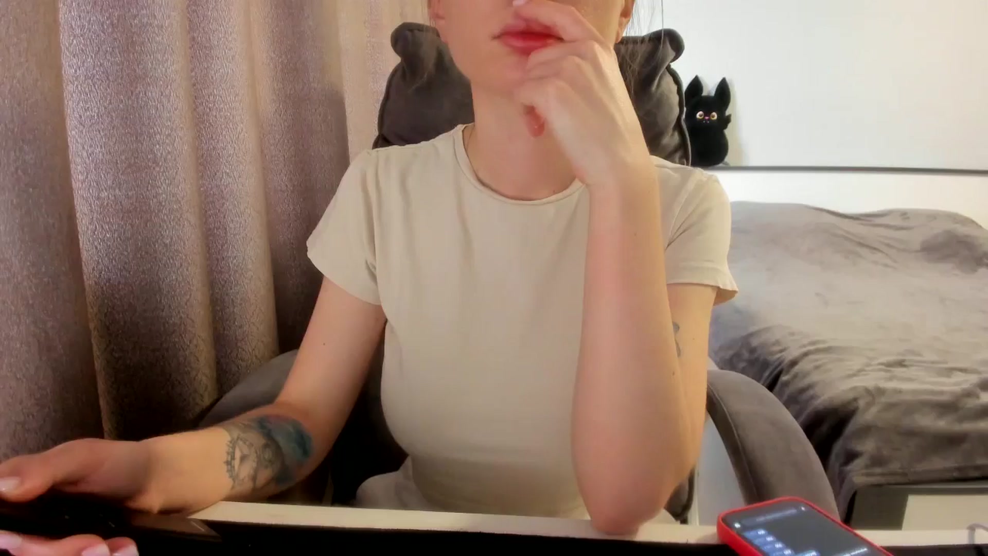 Gallery image thumbnail from Iam_Sasha's myfreecams stream on, 03/05/2026, 11:15 image 1 of 20
