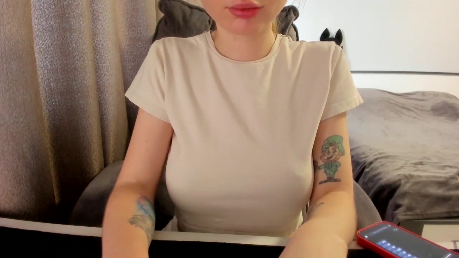 Gallery image thumbnail from Iam_Sasha's myfreecams stream on, 03/05/2026, 11:15 image 14 of 20