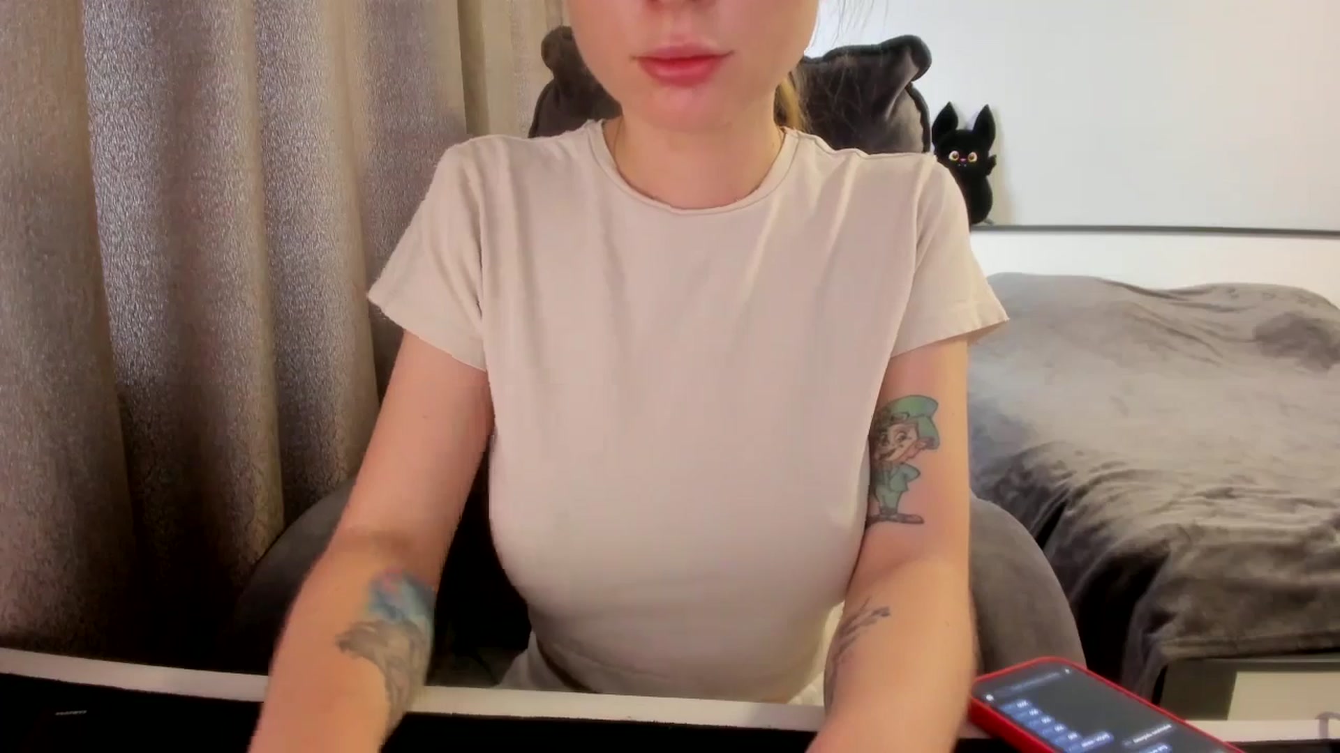 Gallery image thumbnail from Iam_Sasha's myfreecams stream on, 03/05/2026, 11:15 image 4 of 20