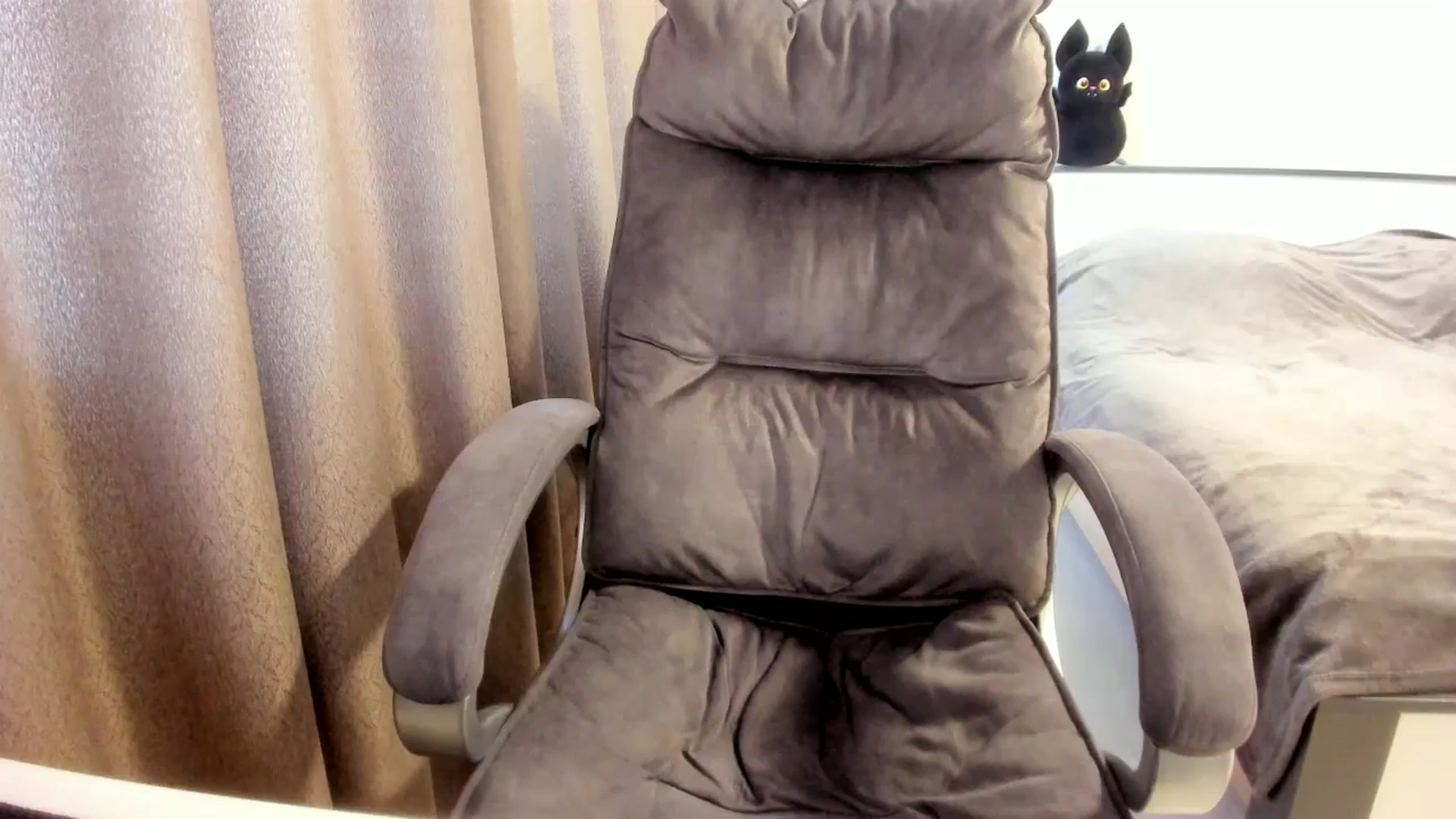 Gallery image thumbnail from Iam_Sasha's myfreecams stream on, 03/05/2026, 12:13 image 5 of 20