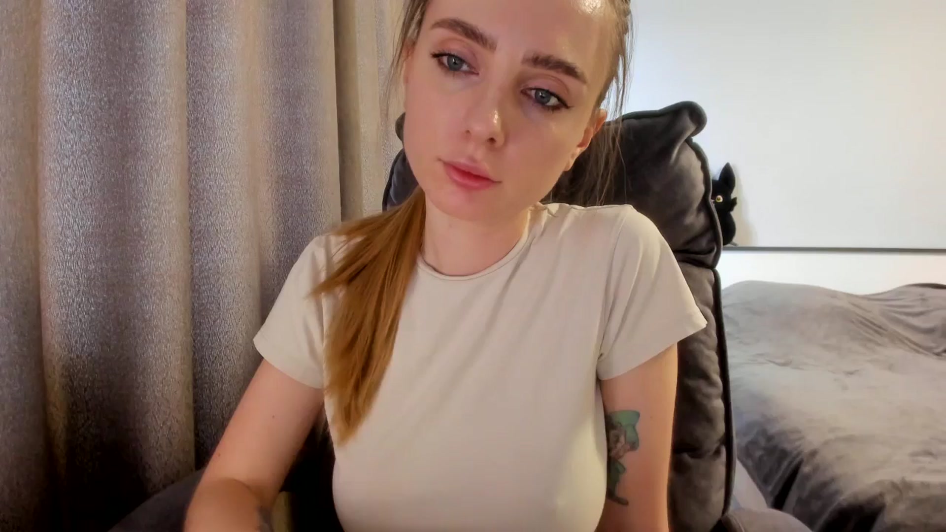 Gallery image thumbnail from Iam_Sasha's myfreecams stream on, 03/05/2026, 12:13 image 20 of 20