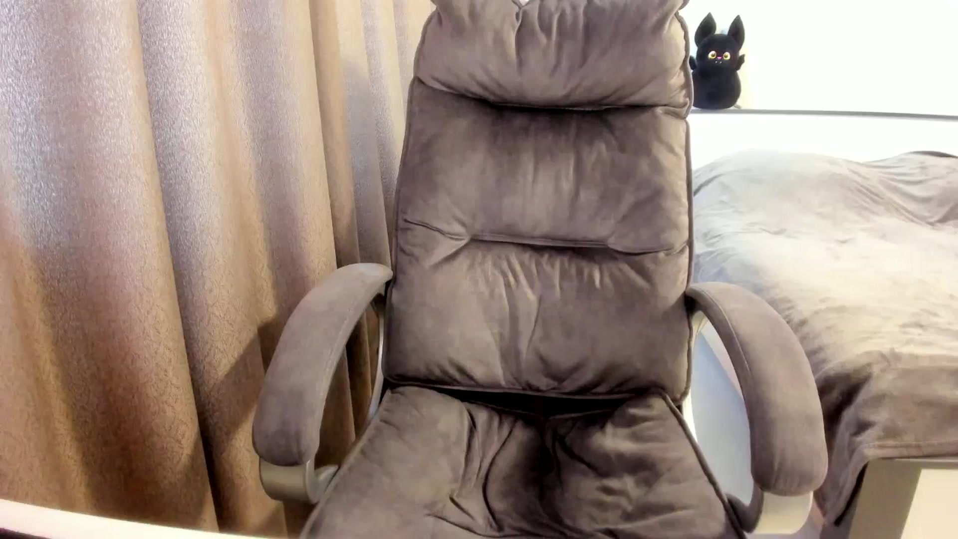 Gallery image thumbnail from Iam_Sasha's myfreecams stream on, 03/05/2026, 12:13 image 2 of 20
