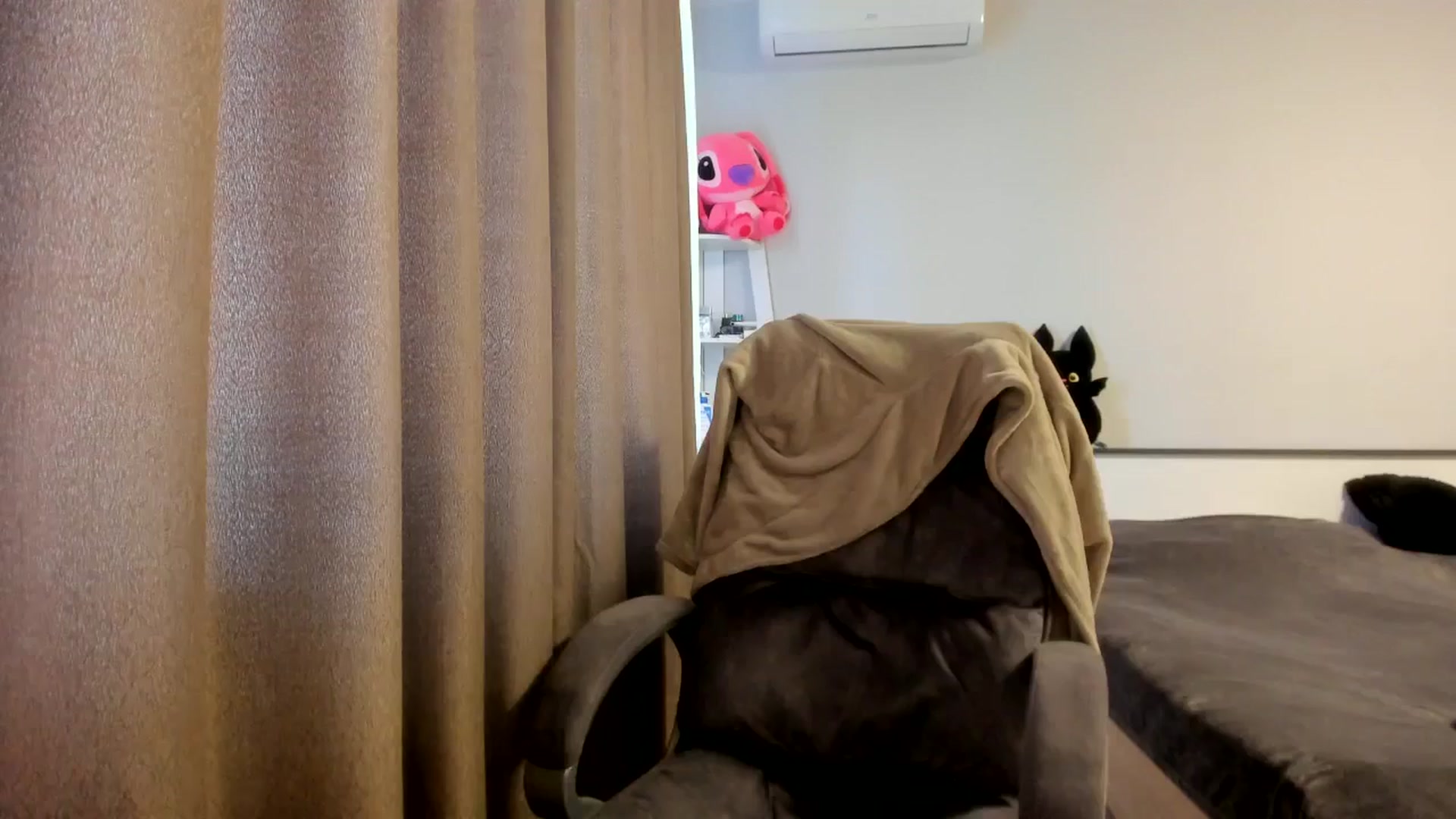 Gallery image thumbnail from Iam_Sasha's myfreecams stream on, 03/11/2026, 10:04 image 19 of 20