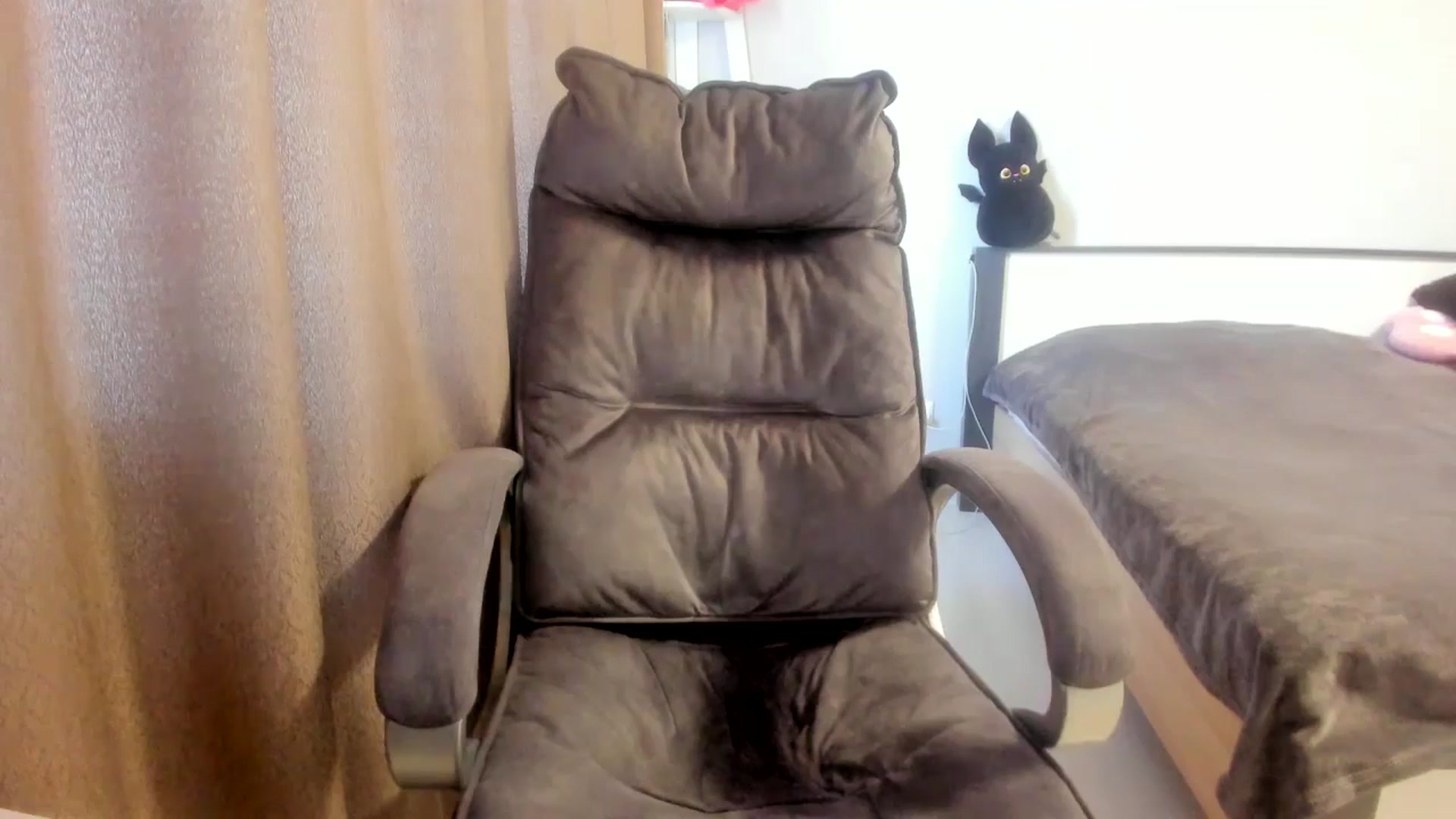 Gallery image thumbnail from Iam_Sasha's myfreecams stream on, 03/16/2026, 12:02 image 9 of 20